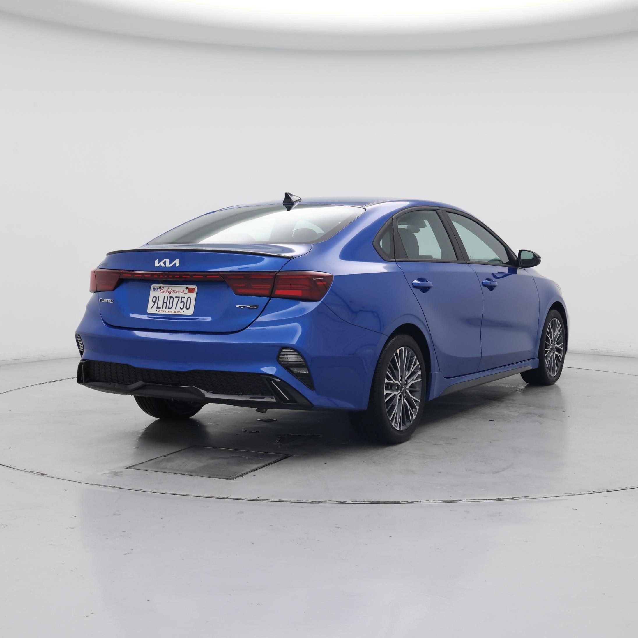 Thumbnail: 2024 Kia Forte - 8