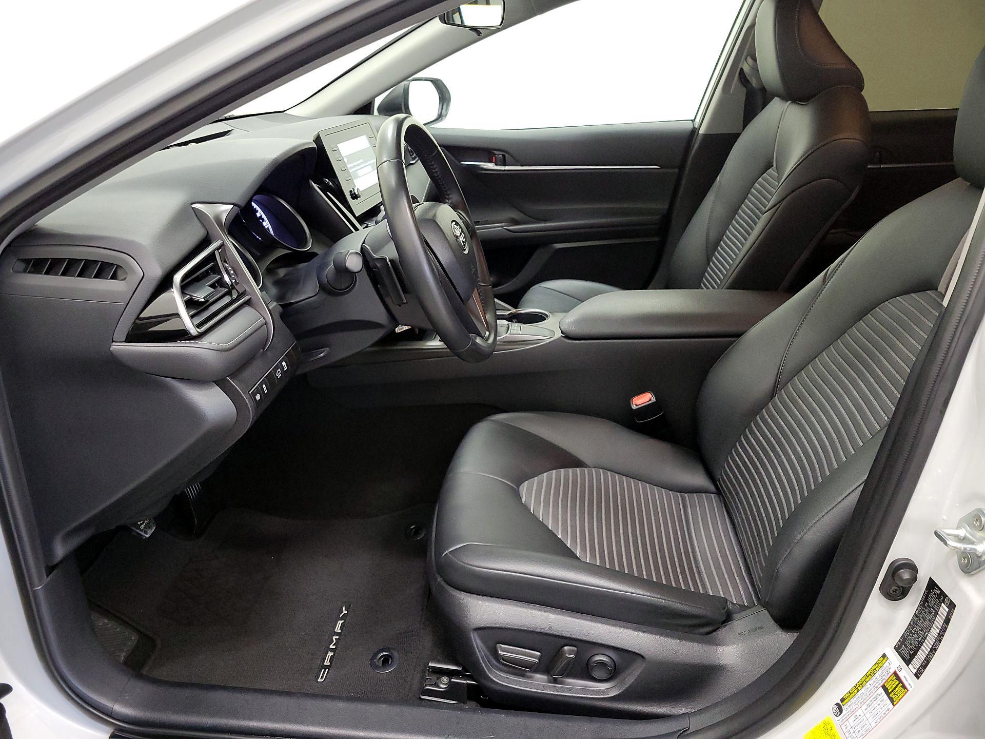 Thumbnail: 2023 Toyota Camry - 11