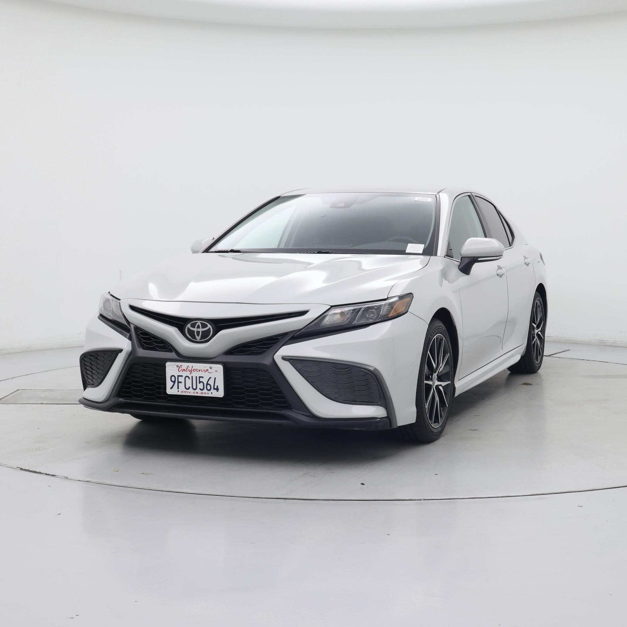 Thumbnail: 2023 Toyota Camry - 4