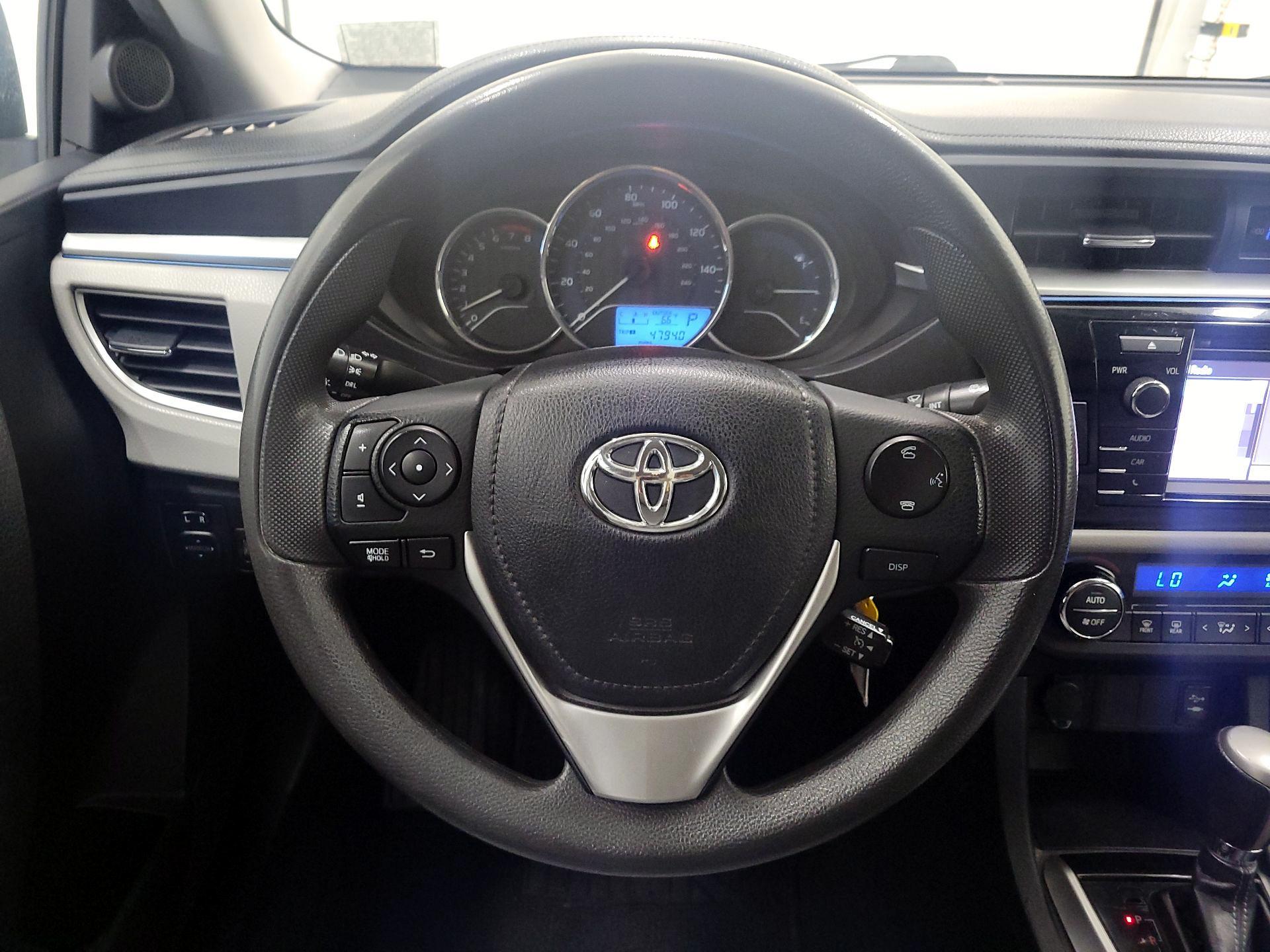 Thumbnail: 2016 Toyota Corolla - 10