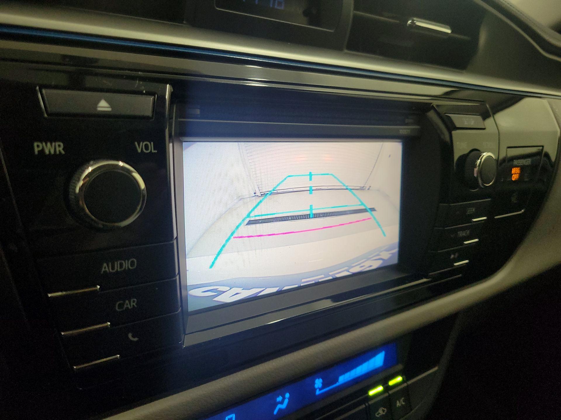 Thumbnail: 2016 Toyota Corolla - 14