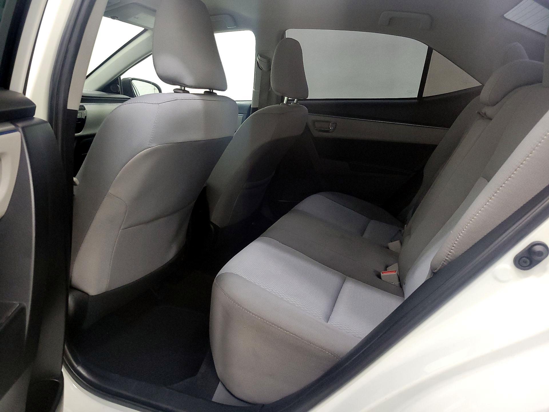 Thumbnail: 2016 Toyota Corolla - 19