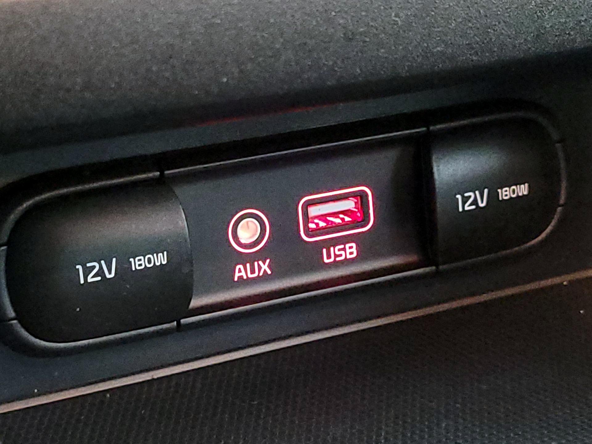 Thumbnail: 2020 Kia Forte - 18