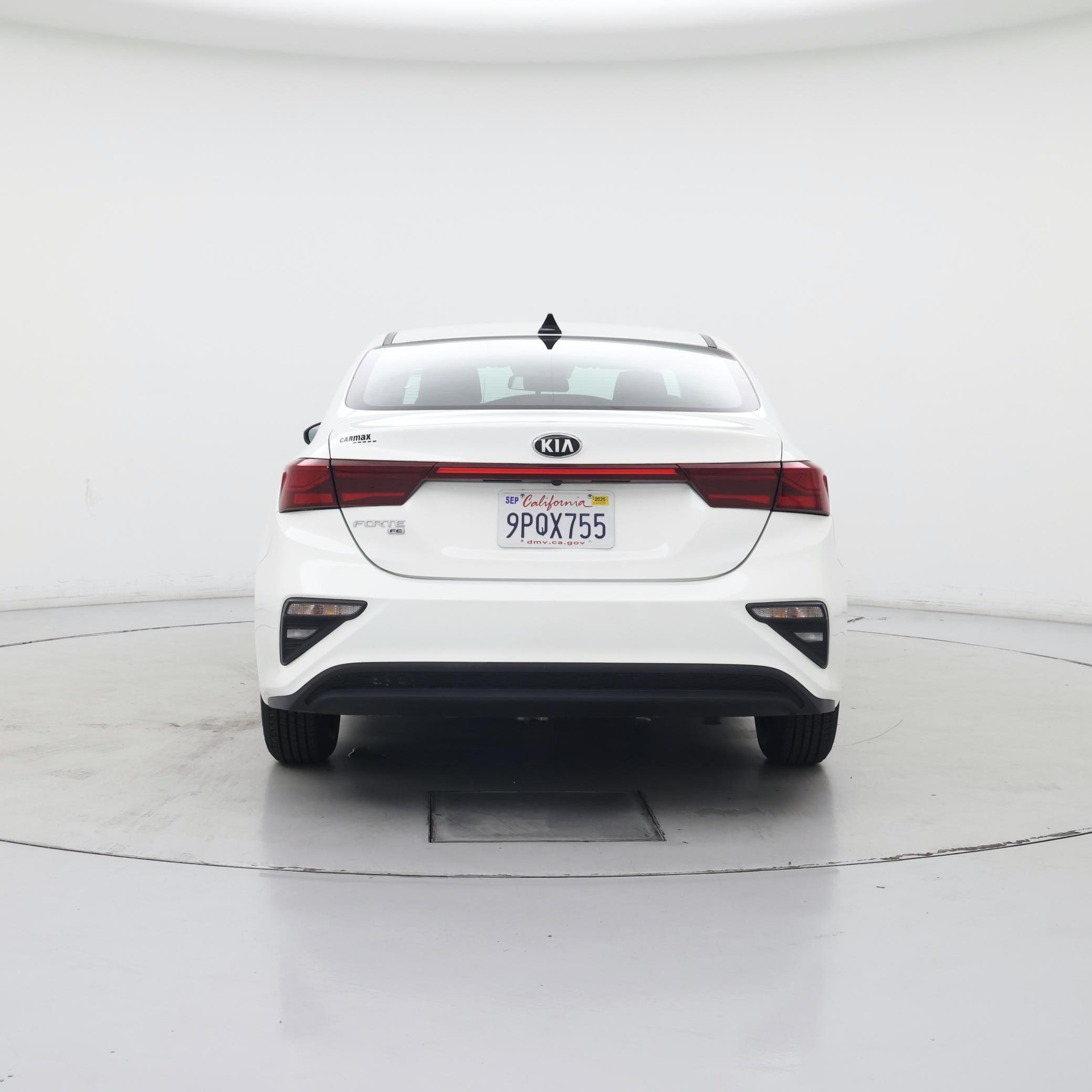 Thumbnail: 2020 Kia Forte - 6