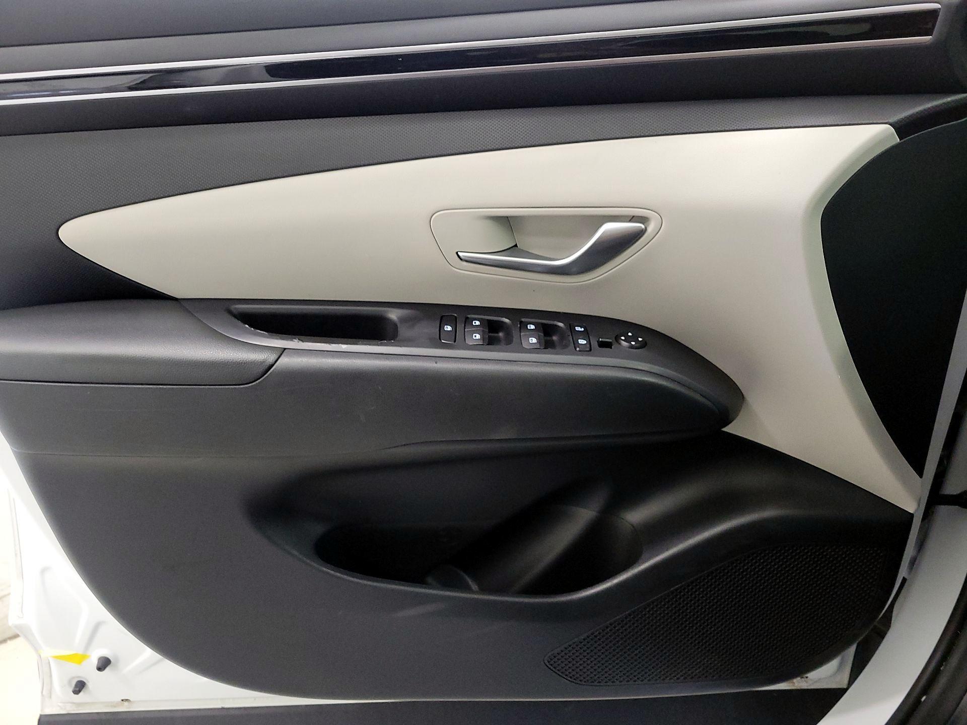 Thumbnail: 2022 Hyundai Tucson - 12