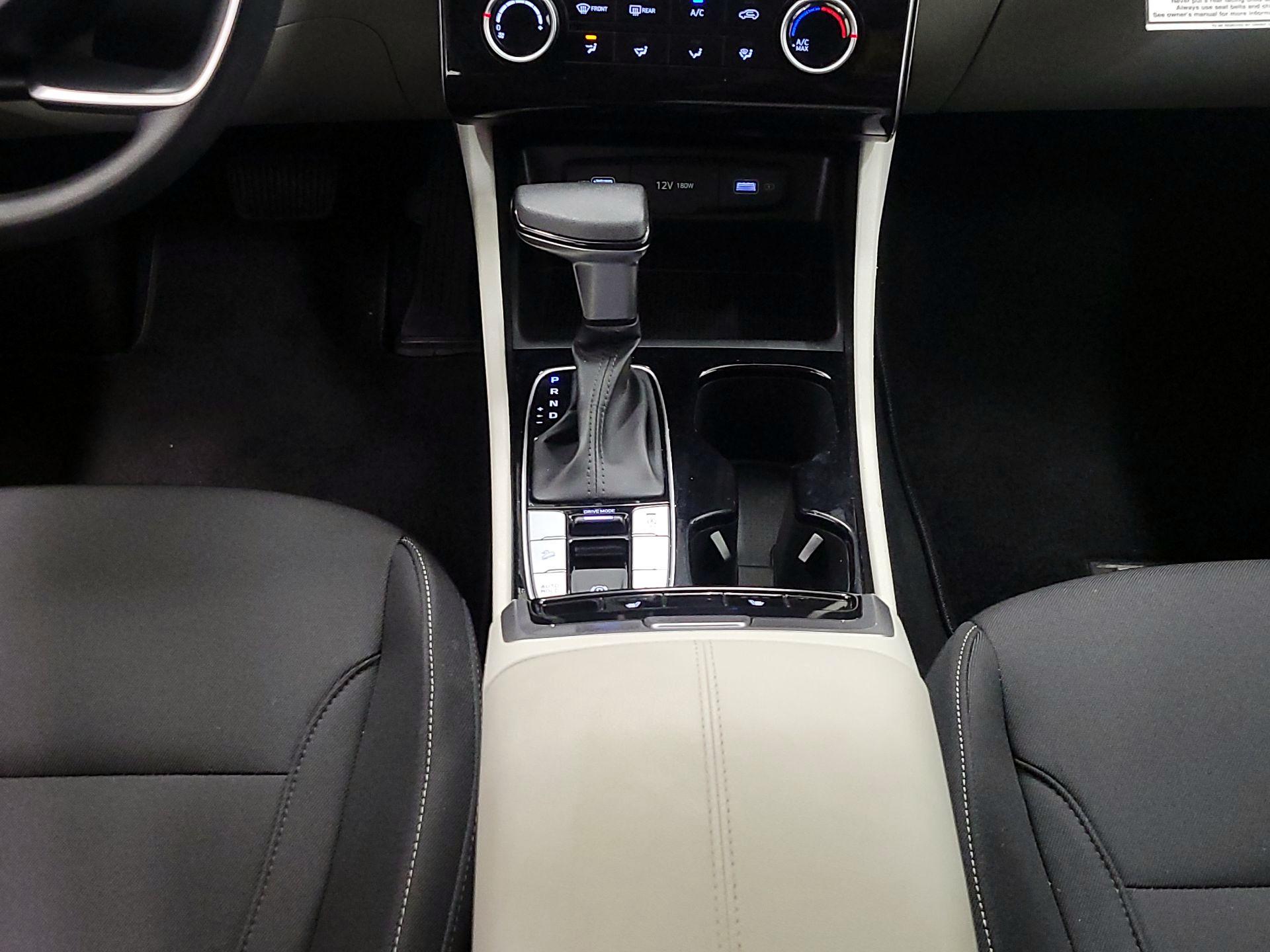 Thumbnail: 2022 Hyundai Tucson - 17