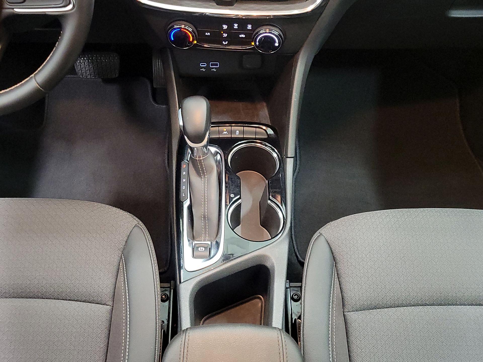 Thumbnail: 2025 Buick Encore GX - 17