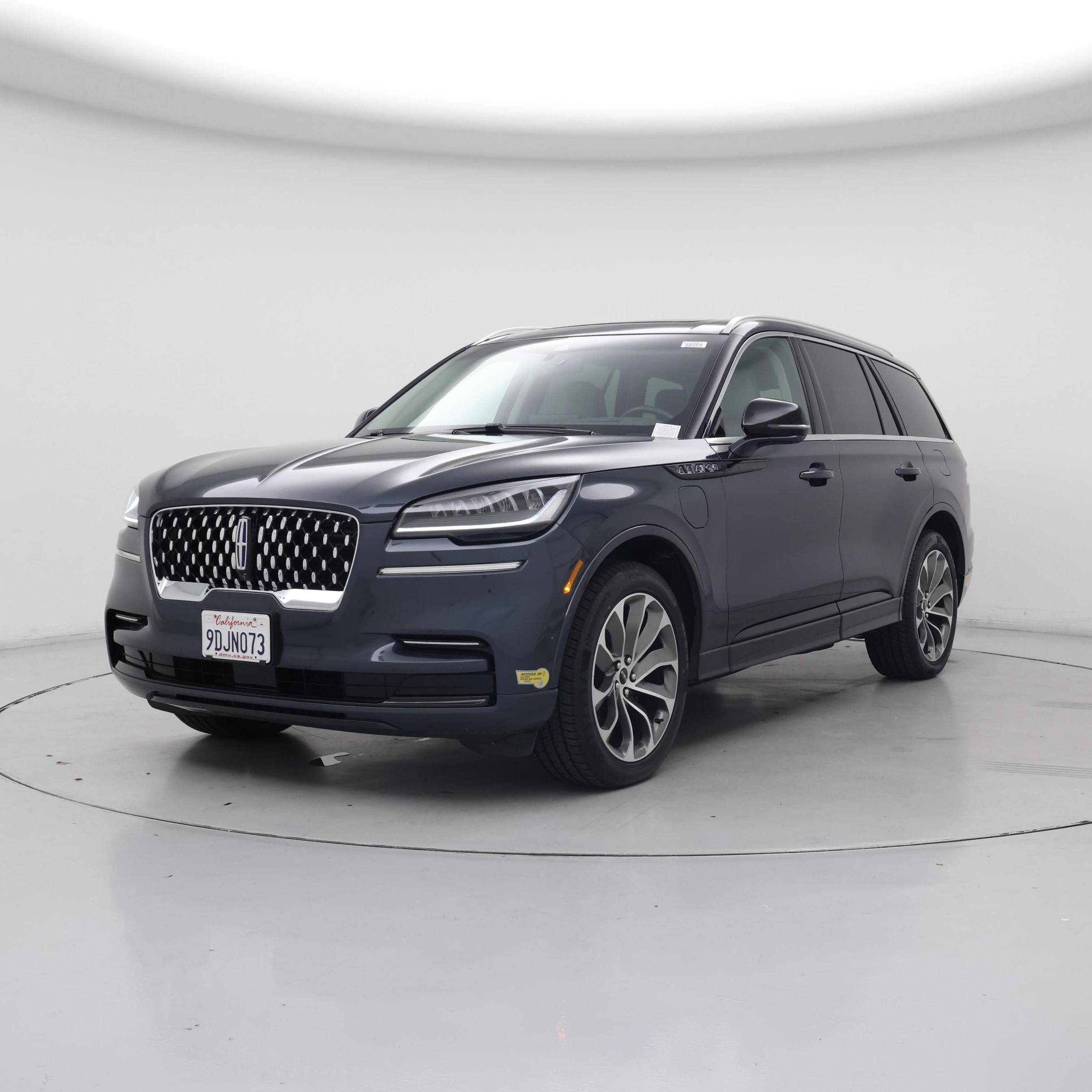 Thumbnail: 2023 Lincoln Aviator - 4