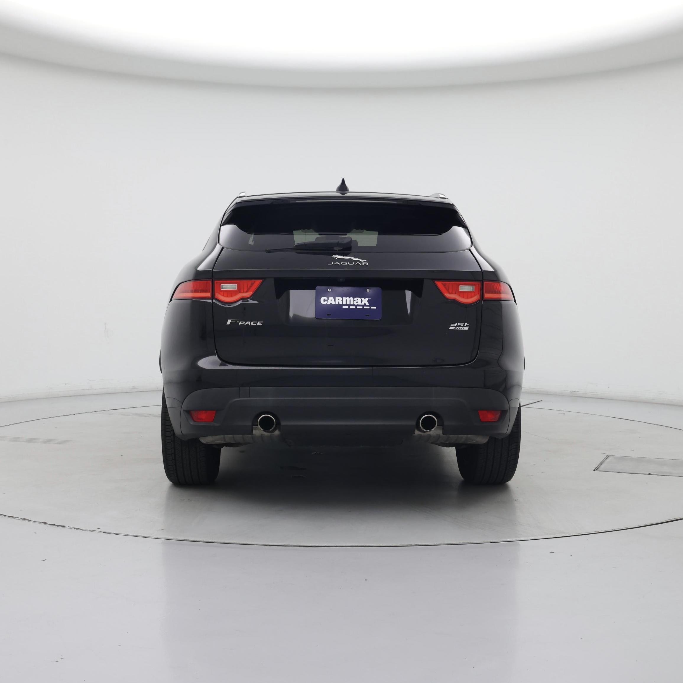Thumbnail: 2017 Jaguar F-Pace - 6