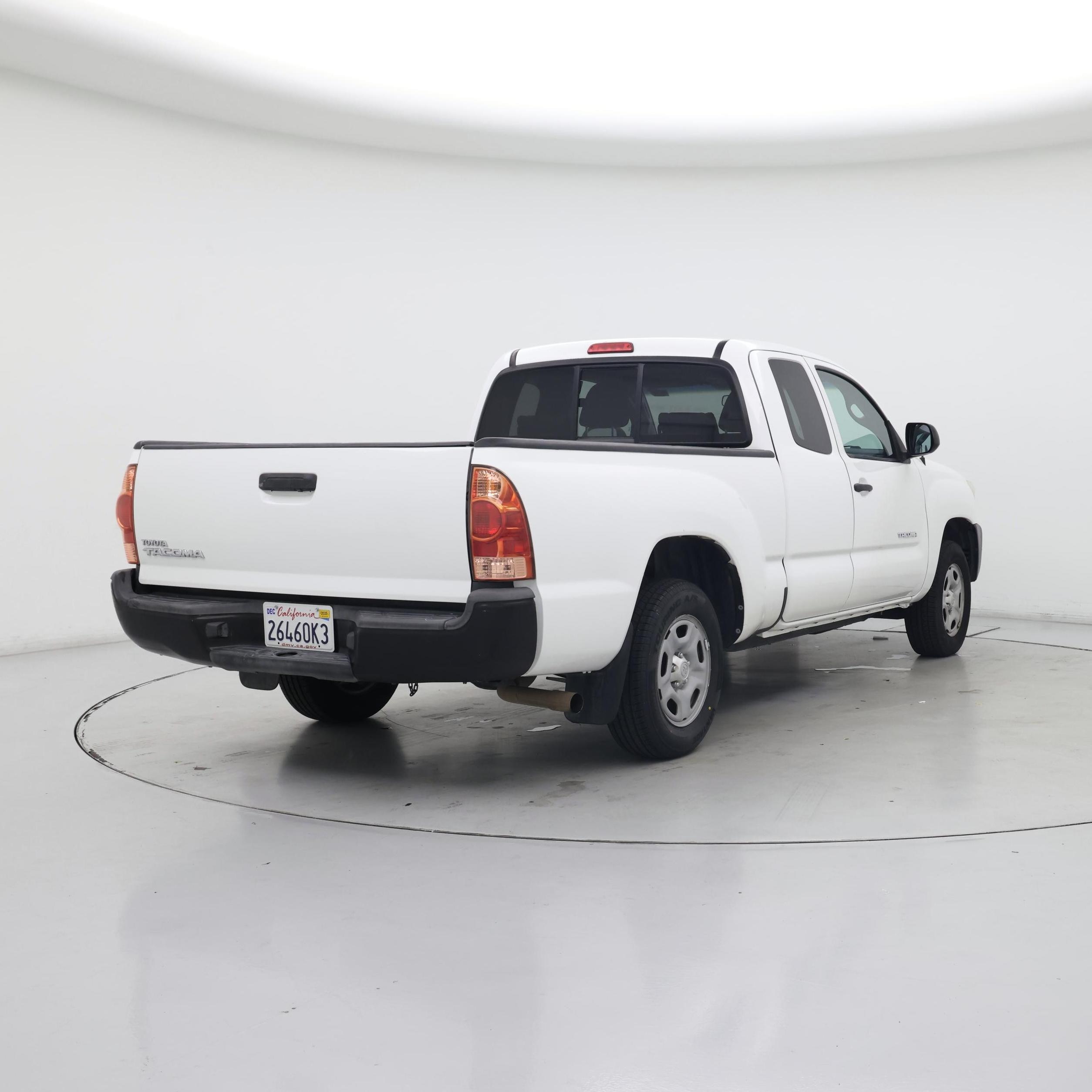 Thumbnail: 2014 Toyota Tacoma - 8
