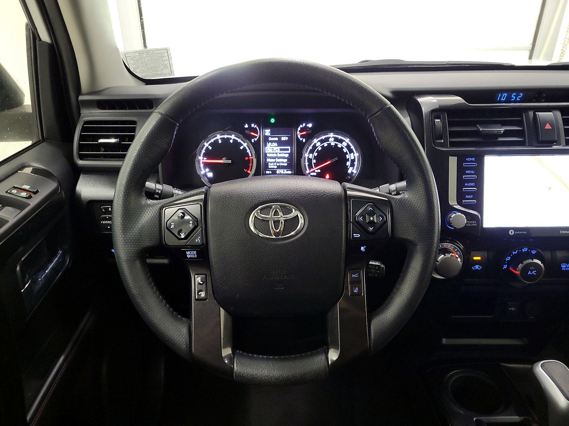 Thumbnail: 2021 Toyota 4Runner - 10