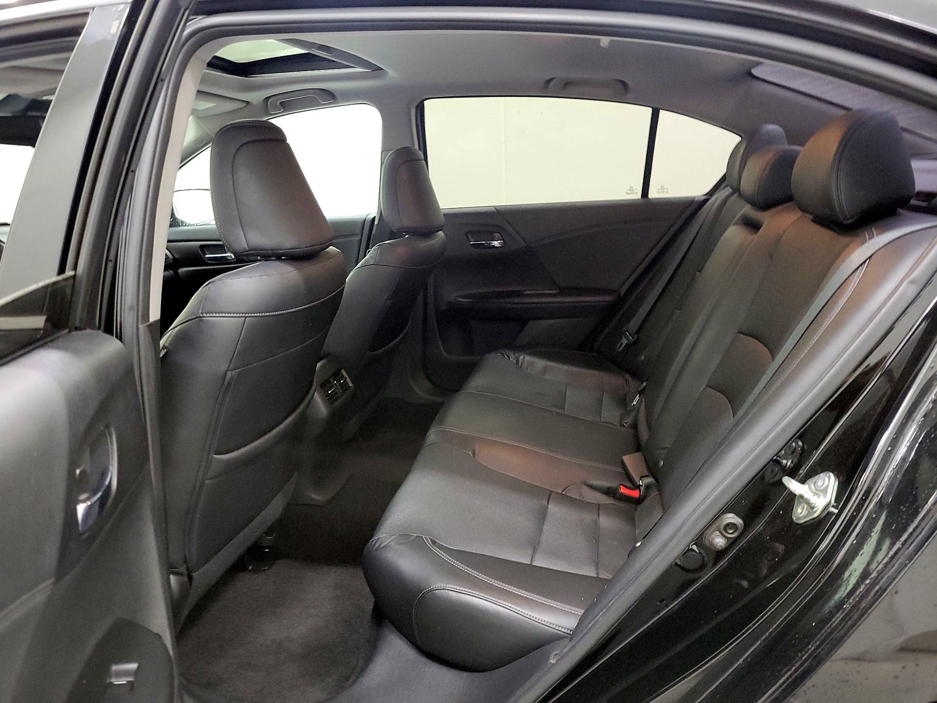 Thumbnail: 2015 Honda Accord - 20