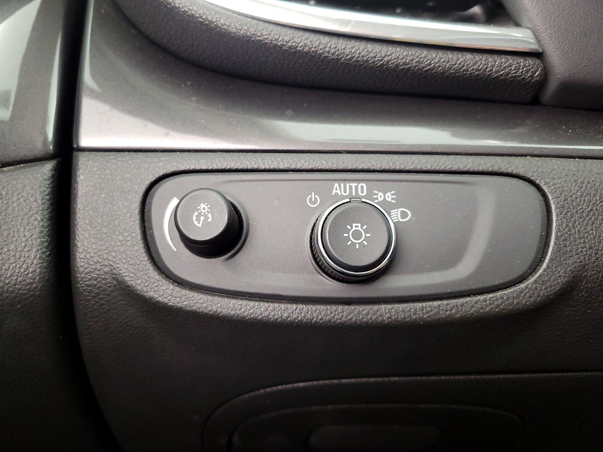 Thumbnail: 2020 Buick Encore - 13