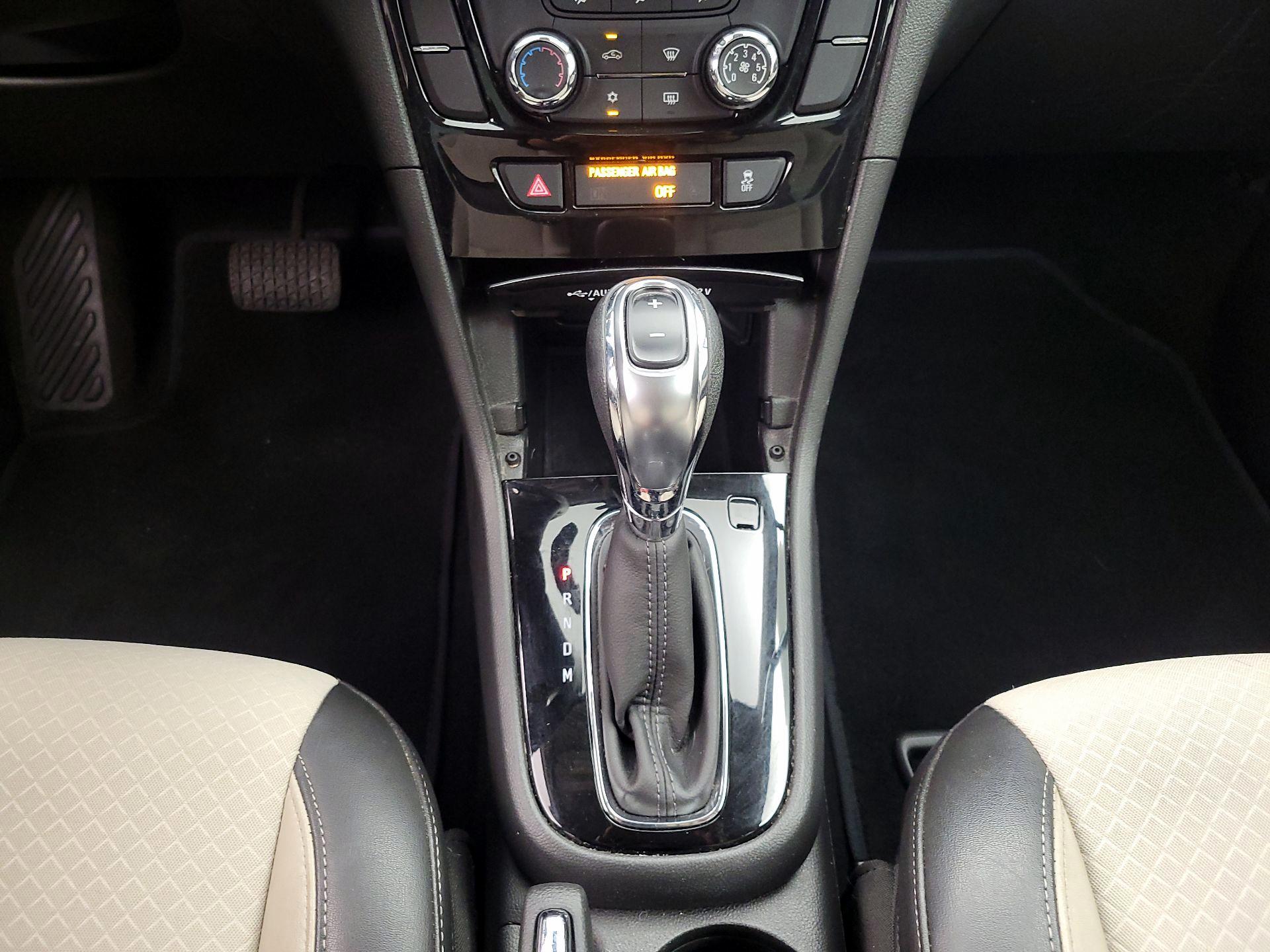 Thumbnail: 2020 Buick Encore - 17