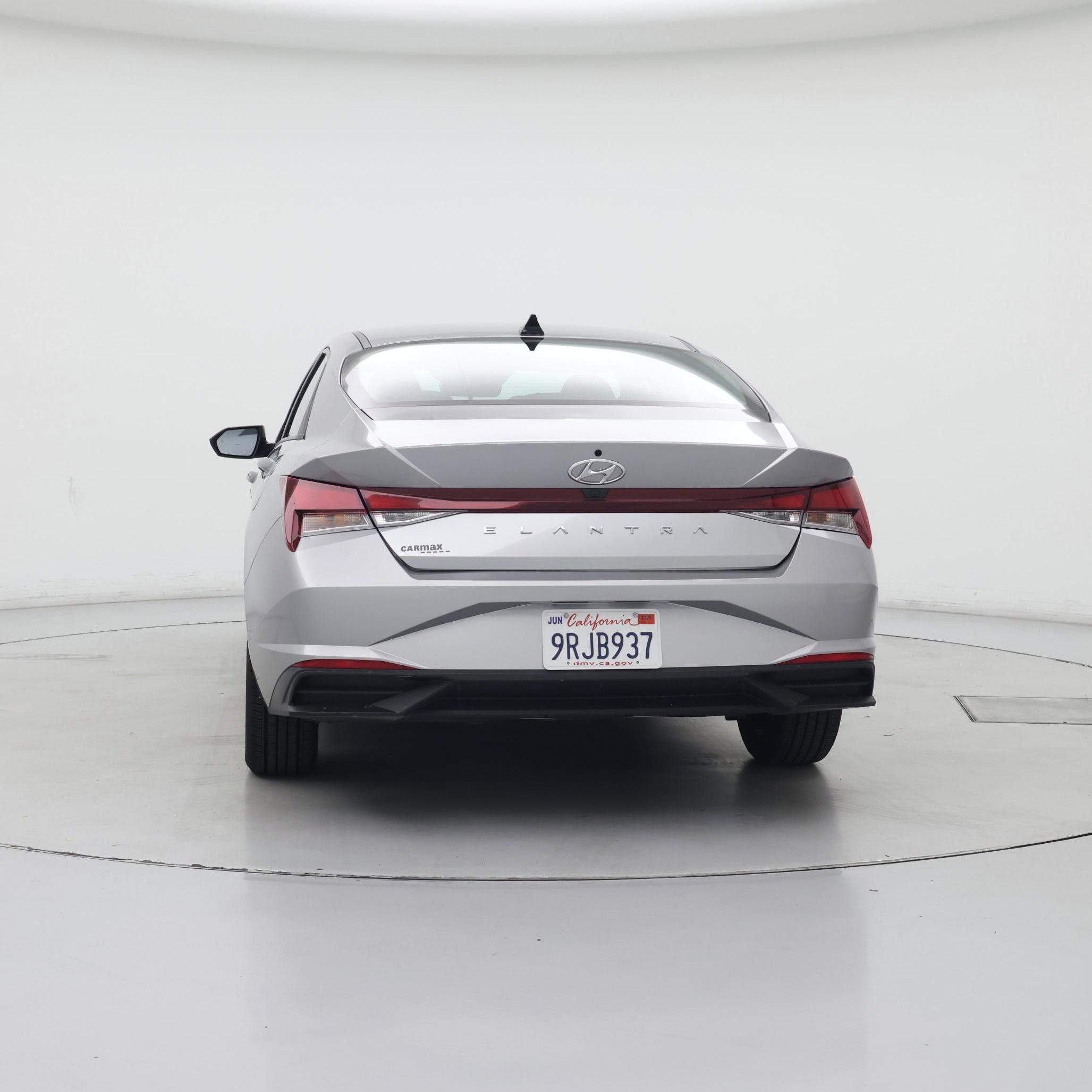 Thumbnail: 2022 Hyundai Elantra - 6