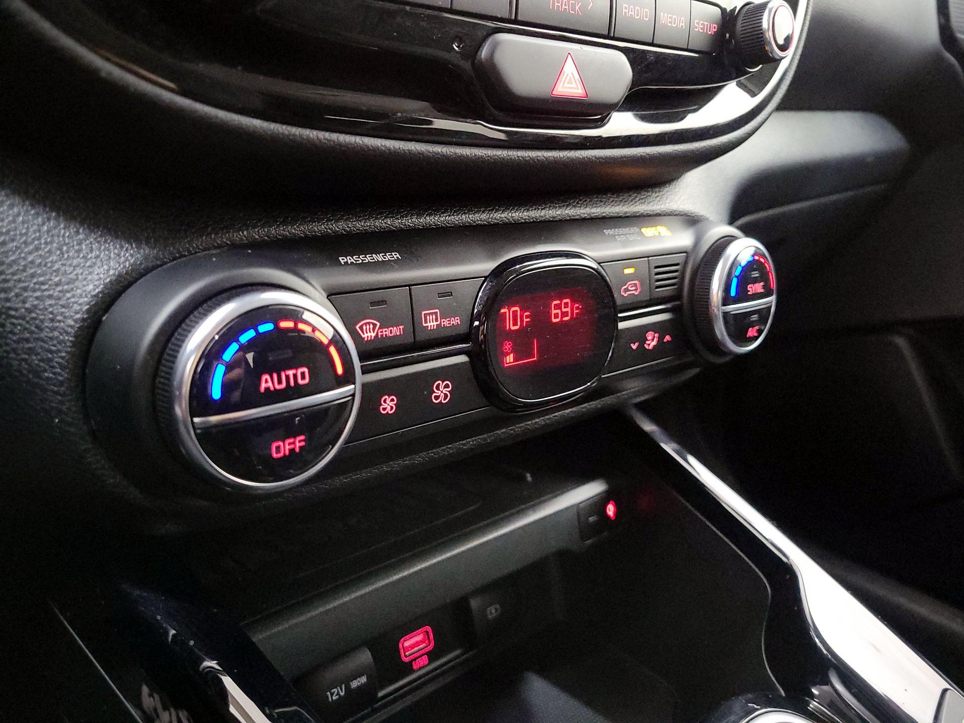 Thumbnail: 2021 Kia Soul - 17