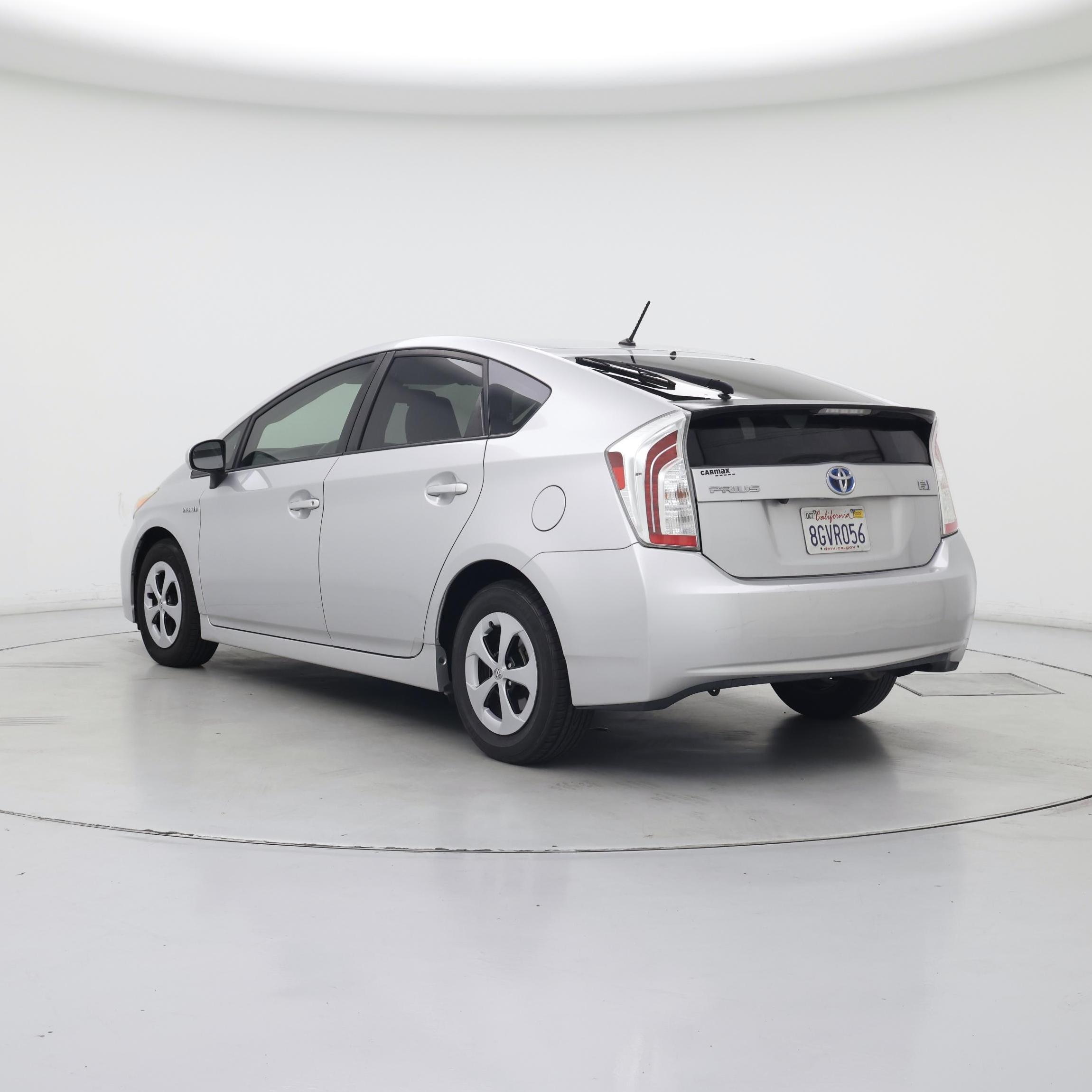 Thumbnail: 2015 Toyota Prius - 2