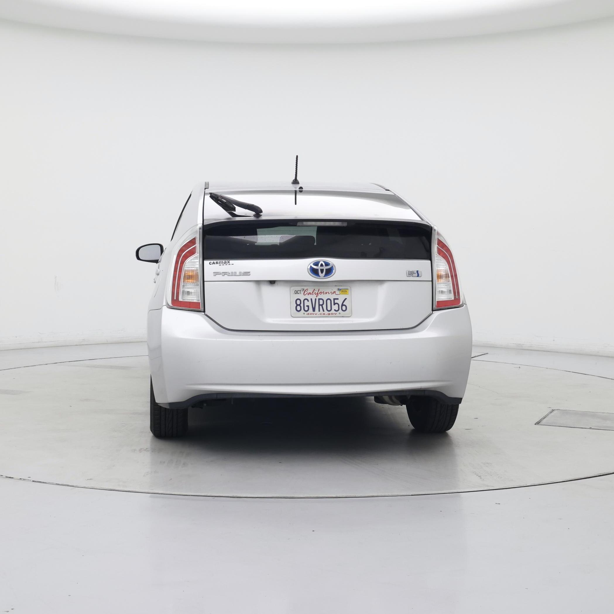 Thumbnail: 2015 Toyota Prius - 6