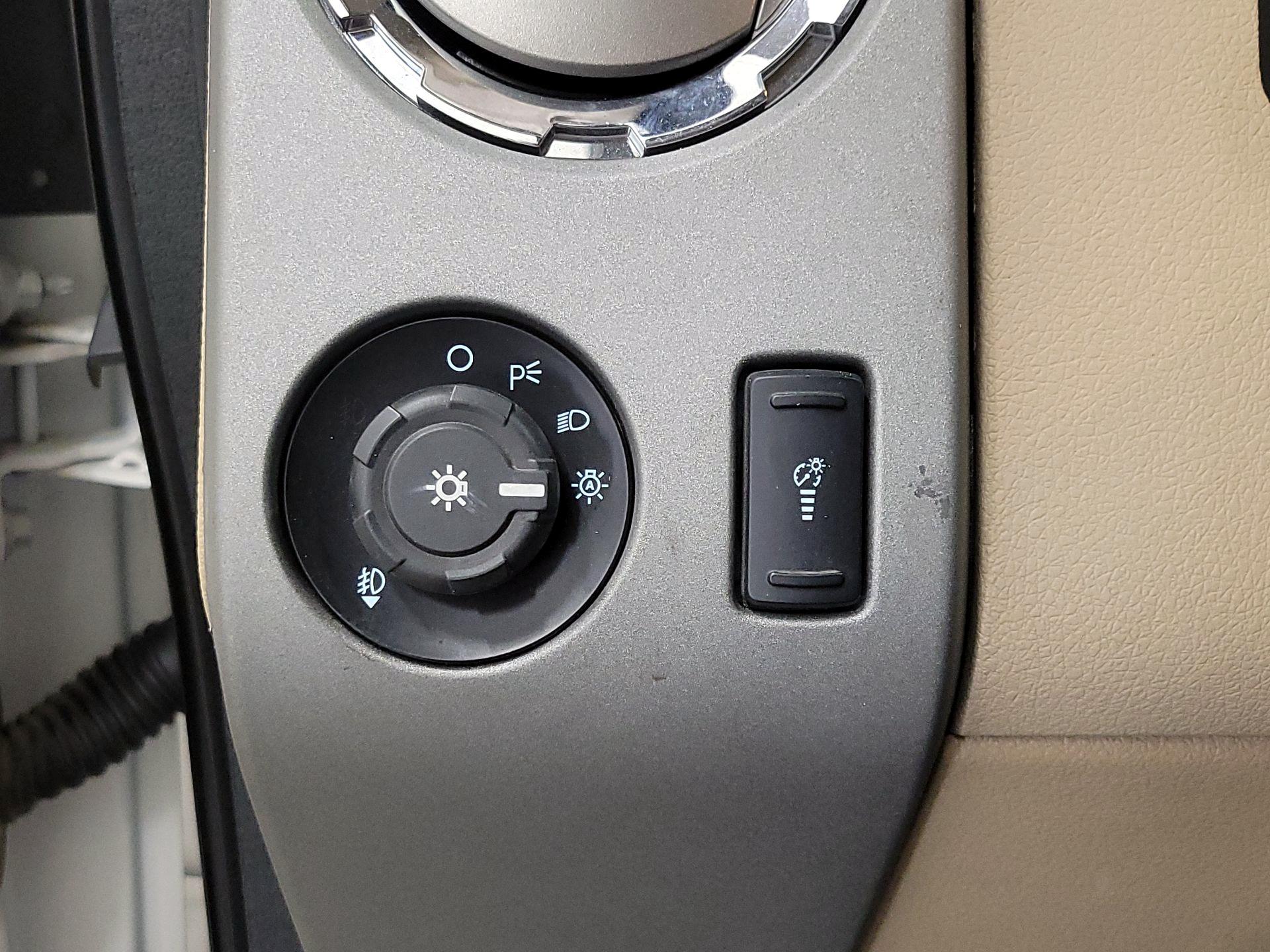 Thumbnail: 2016 Ford F-350 - 13