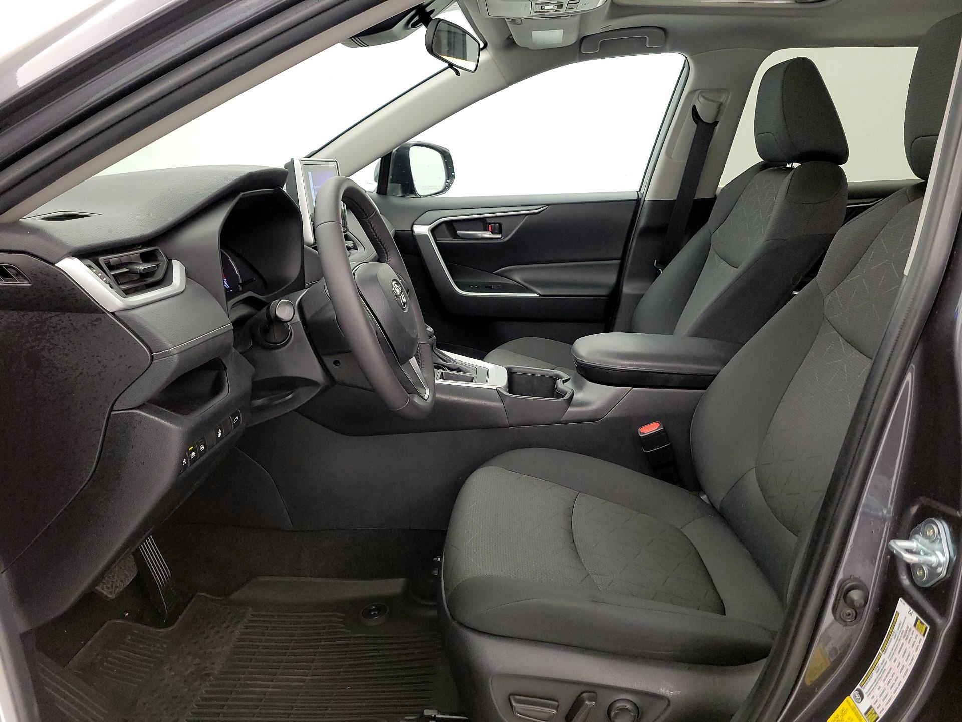 Thumbnail: 2024 Toyota RAV4 - 11