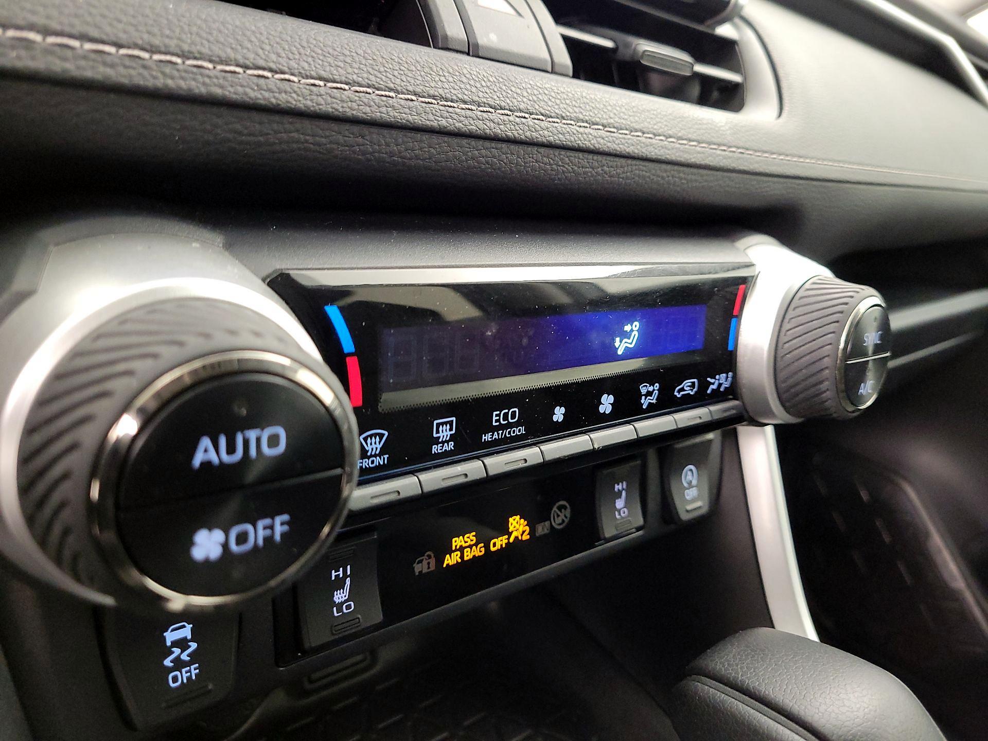 Thumbnail: 2024 Toyota RAV4 - 16