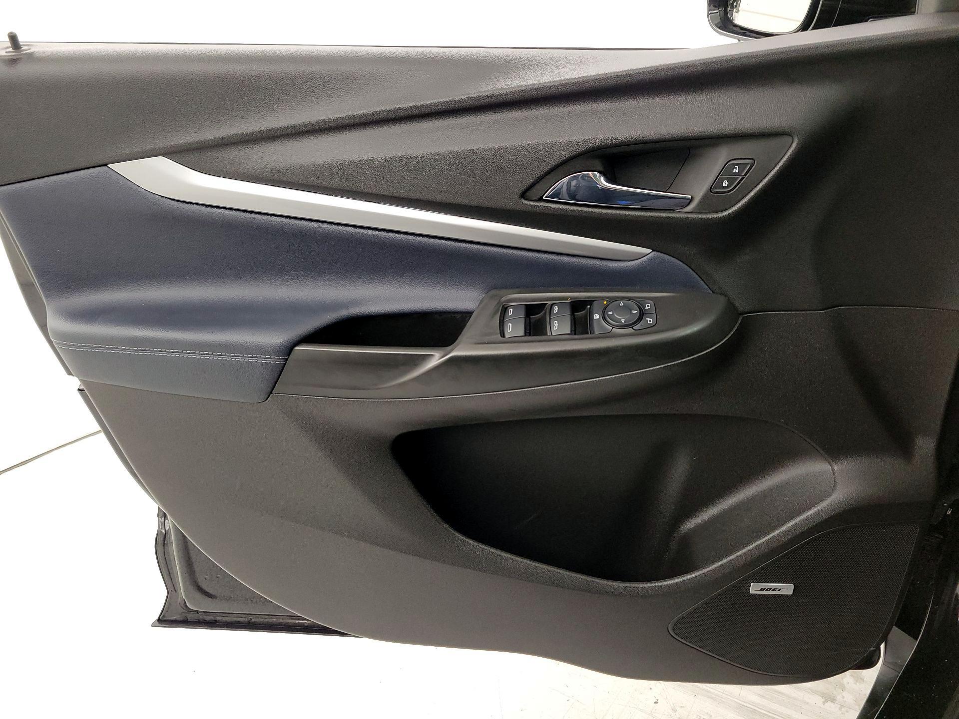 Thumbnail: 2023 Chevrolet Bolt EUV - 12