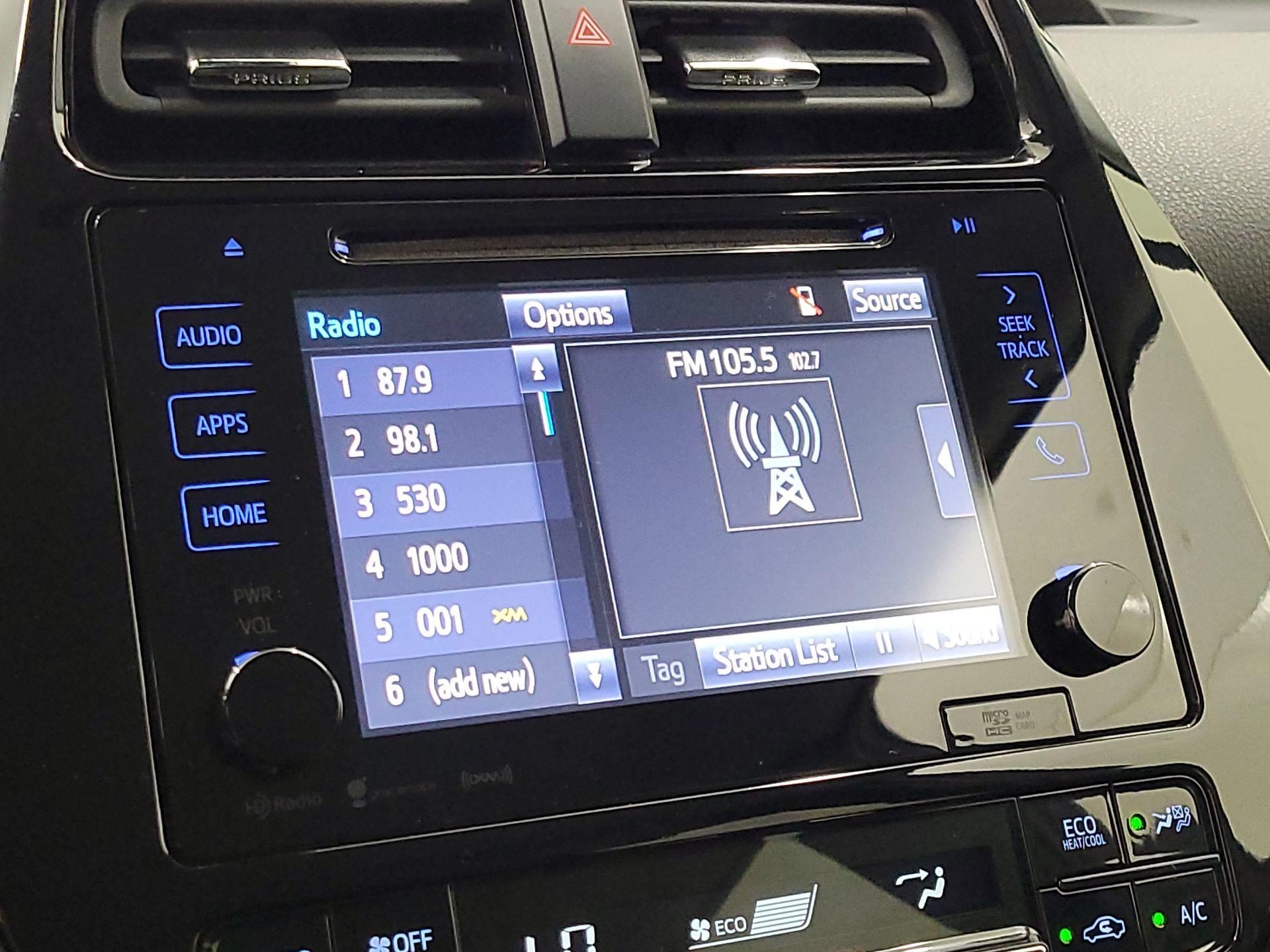 Thumbnail: 2018 Toyota Prius Prime - 15