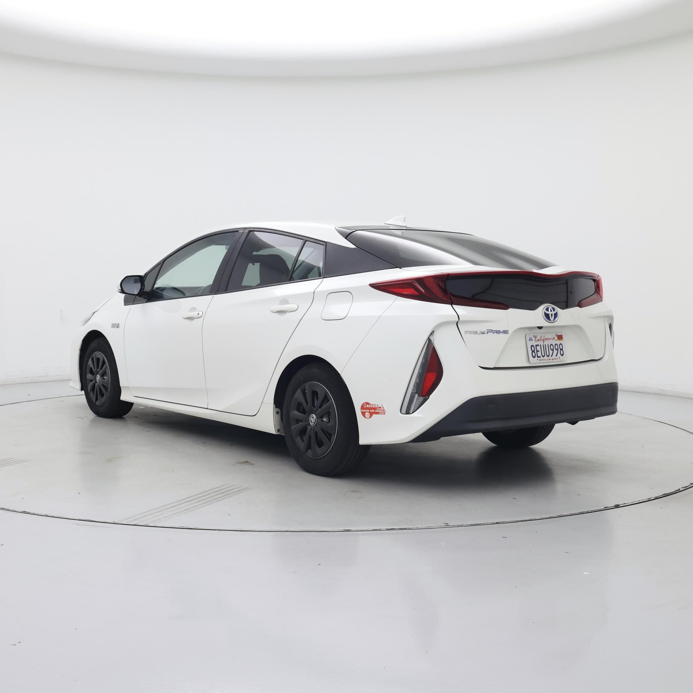 Thumbnail: 2018 Toyota Prius Prime - 2