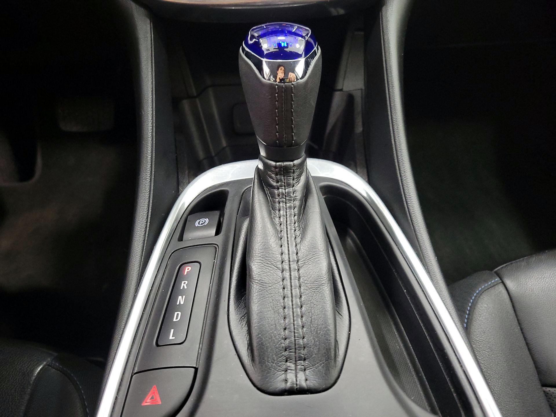Thumbnail: 2017 Chevrolet Volt - 17