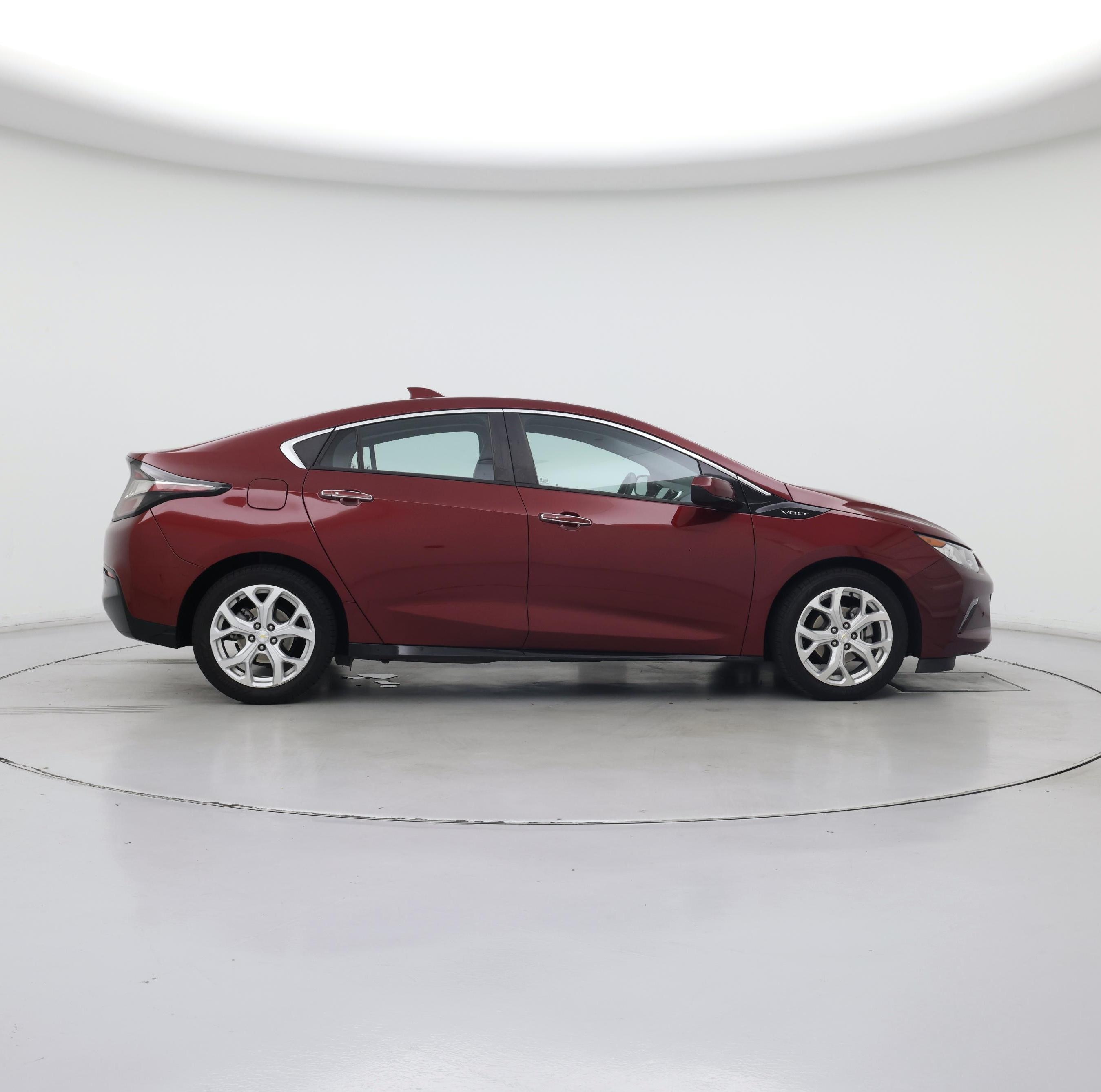 Thumbnail: 2017 Chevrolet Volt - 7