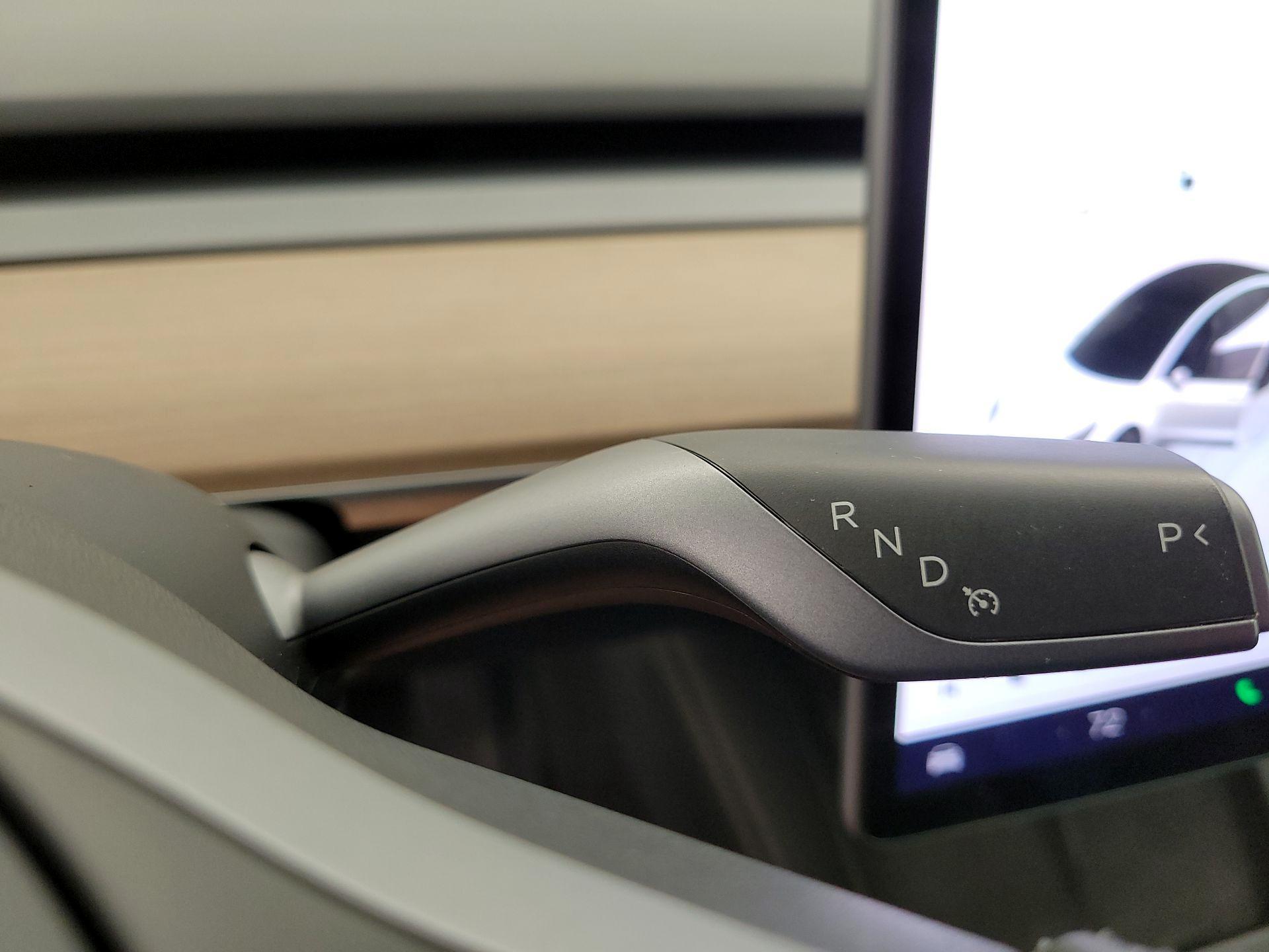 Thumbnail: 2023 Tesla Model 3 - 17