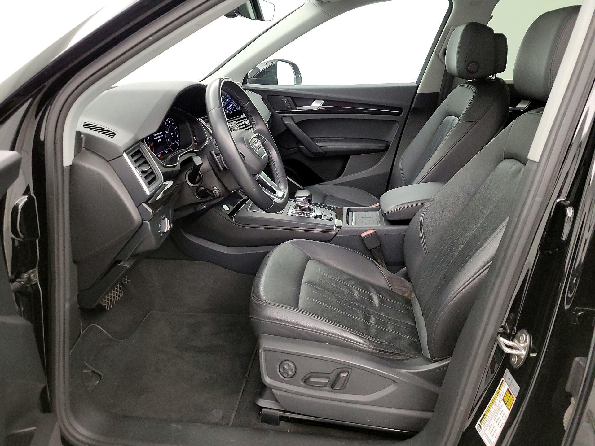 Thumbnail: 2019 Audi Q5 - 11