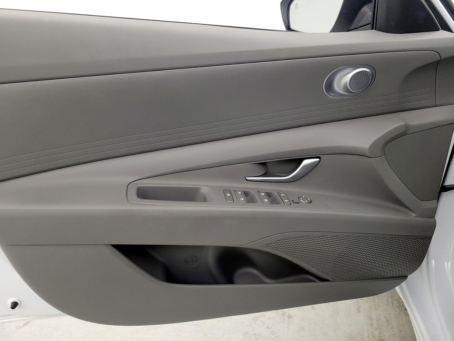 Thumbnail: 2024 Hyundai Elantra - 12