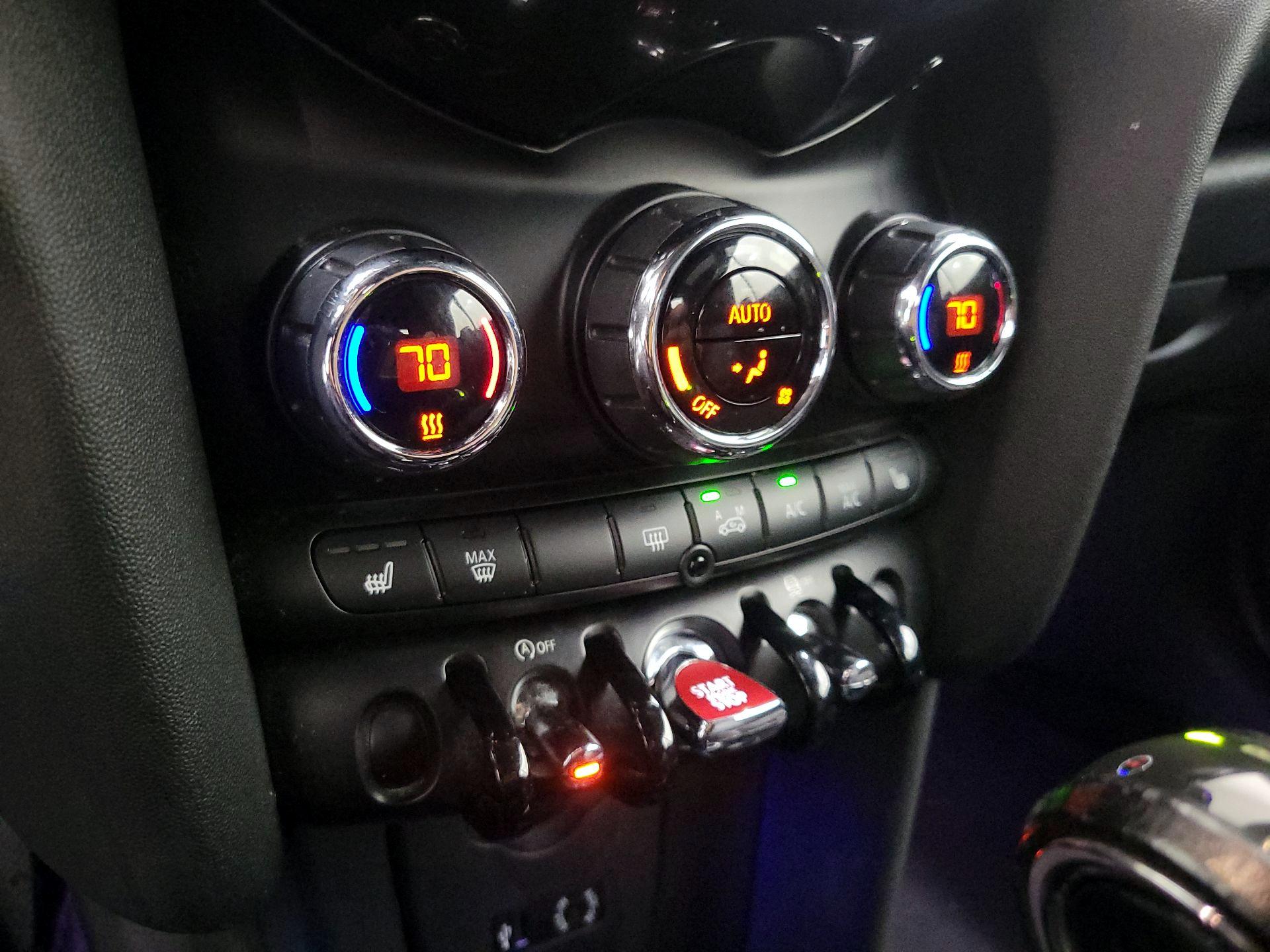 Thumbnail: 2016 MINI Cooper - 15