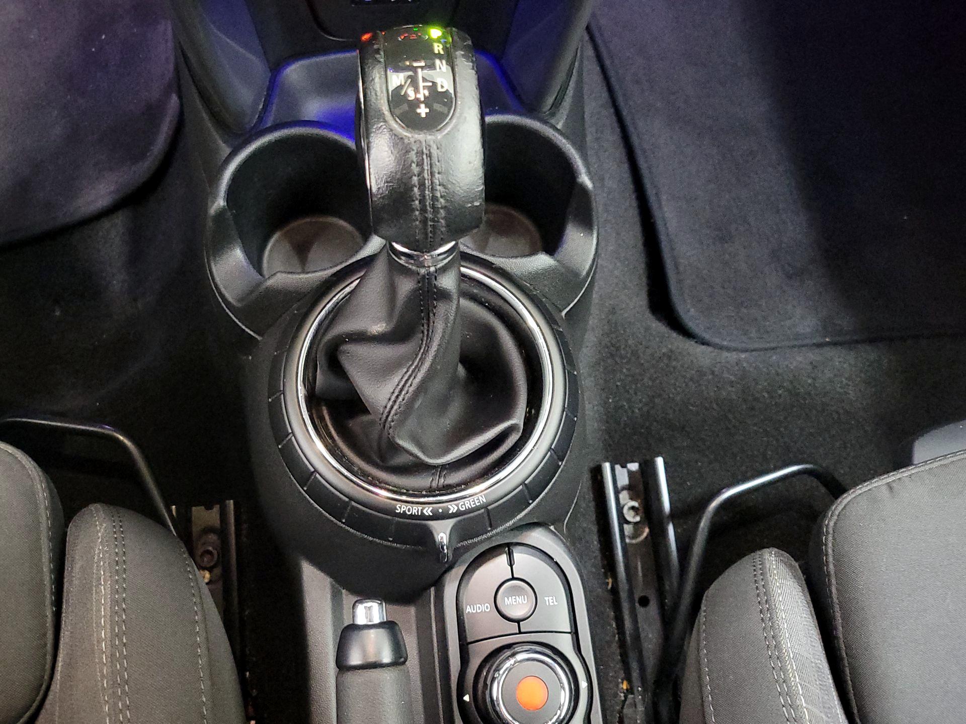 Thumbnail: 2016 MINI Cooper - 16