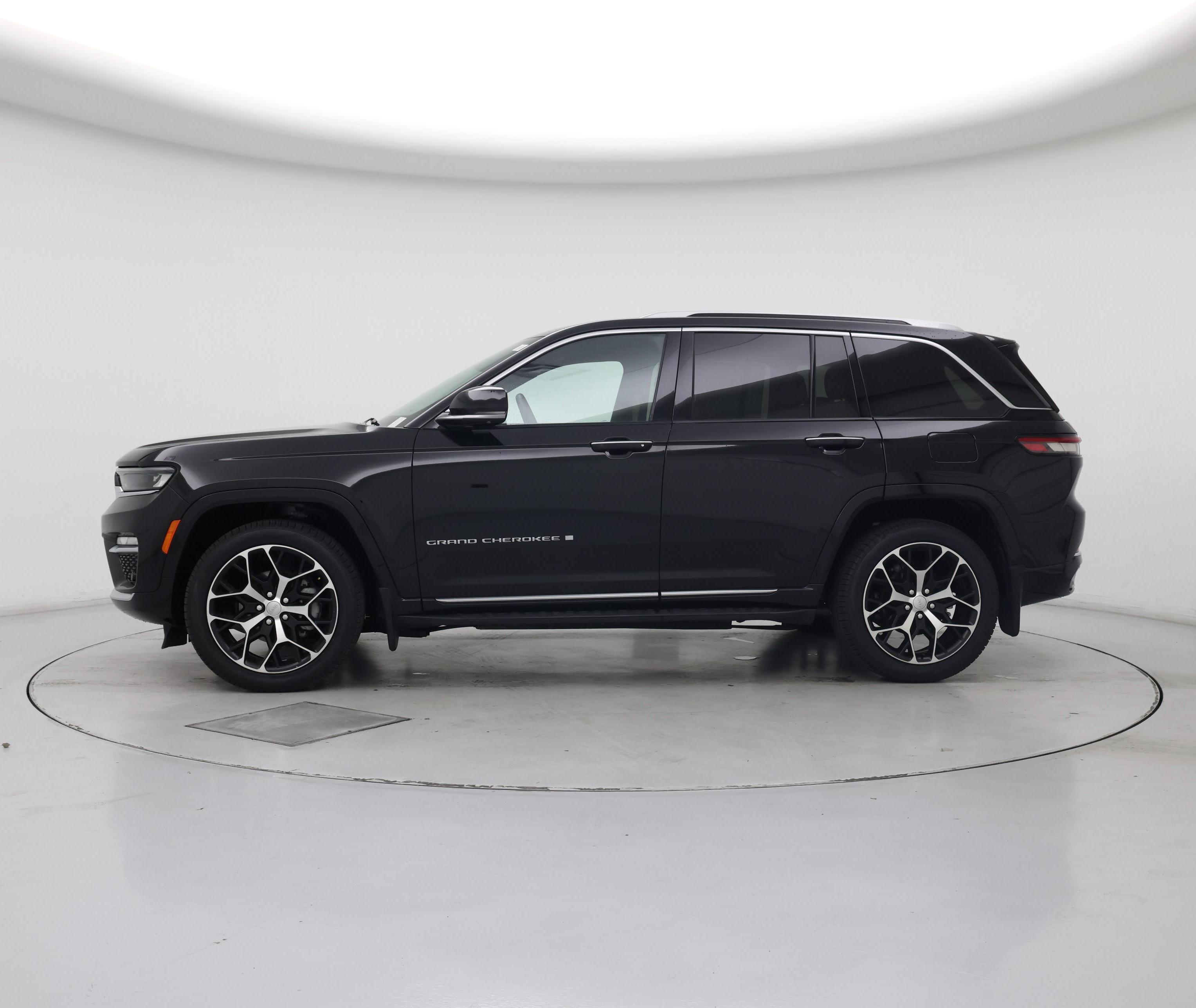 Thumbnail: 2023 Jeep Grand Cherokee - 3