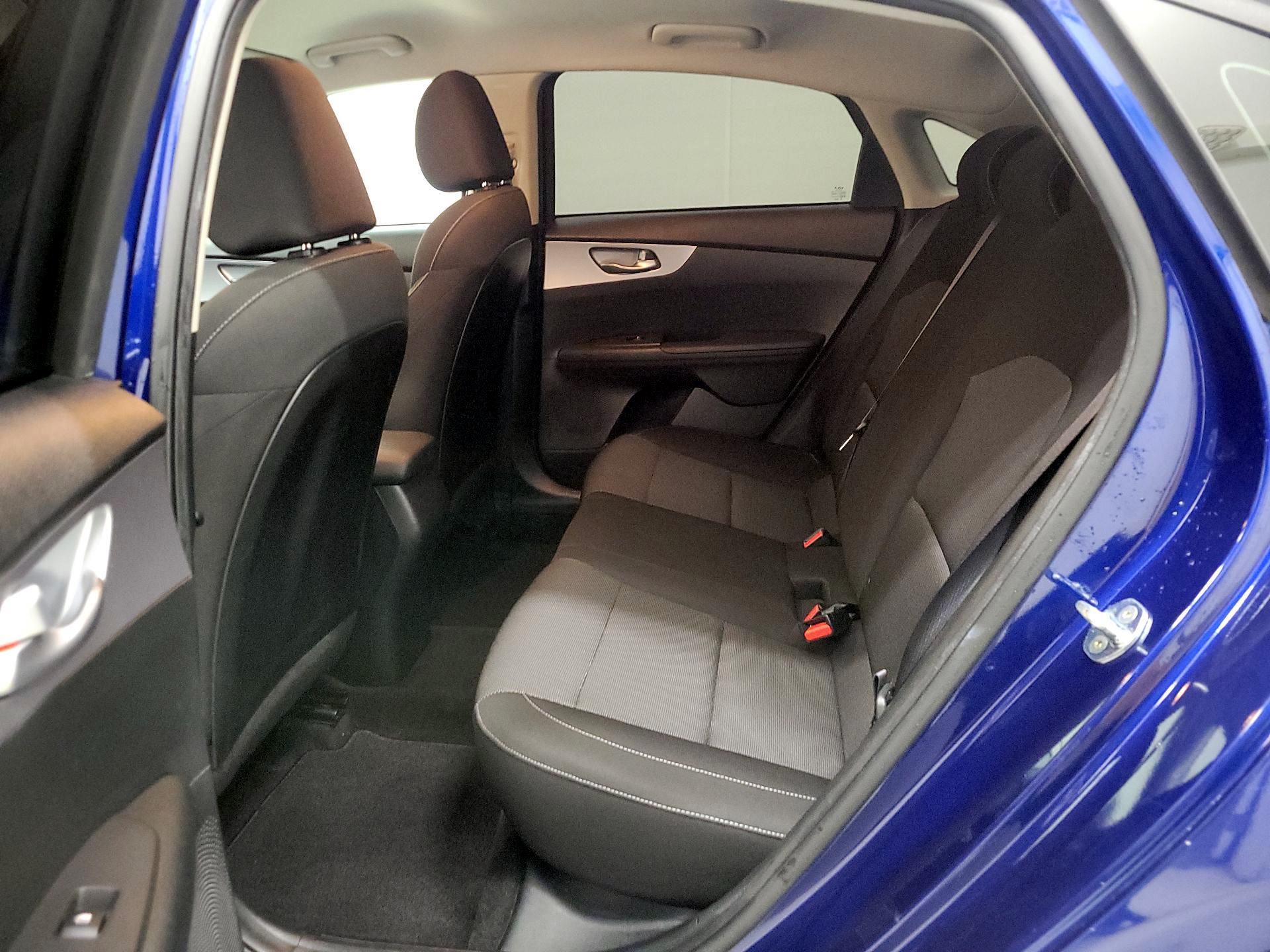 Thumbnail: 2023 Kia Forte - 18