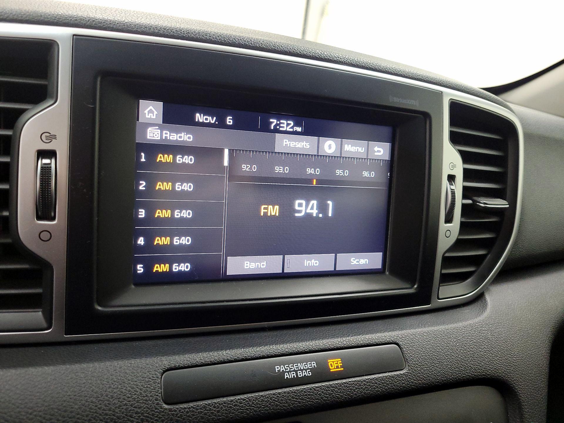 Thumbnail: 2017 Kia Sportage - 15