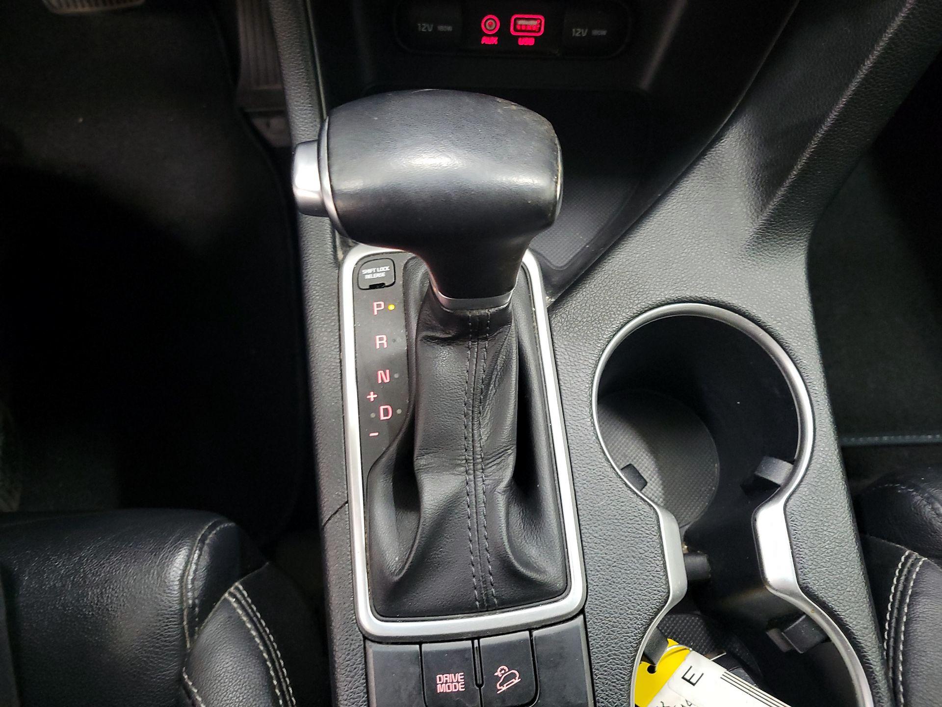 Thumbnail: 2017 Kia Sportage - 17