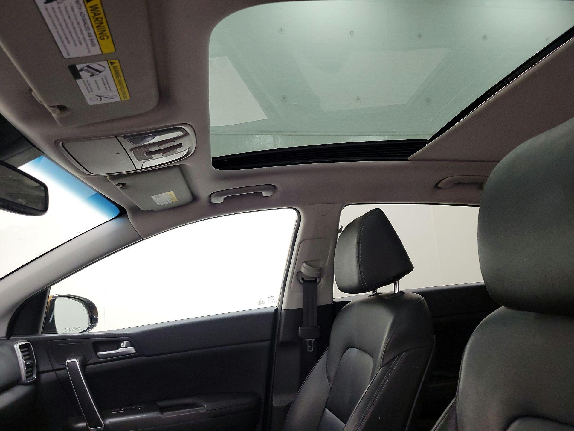 Thumbnail: 2017 Kia Sportage - 19