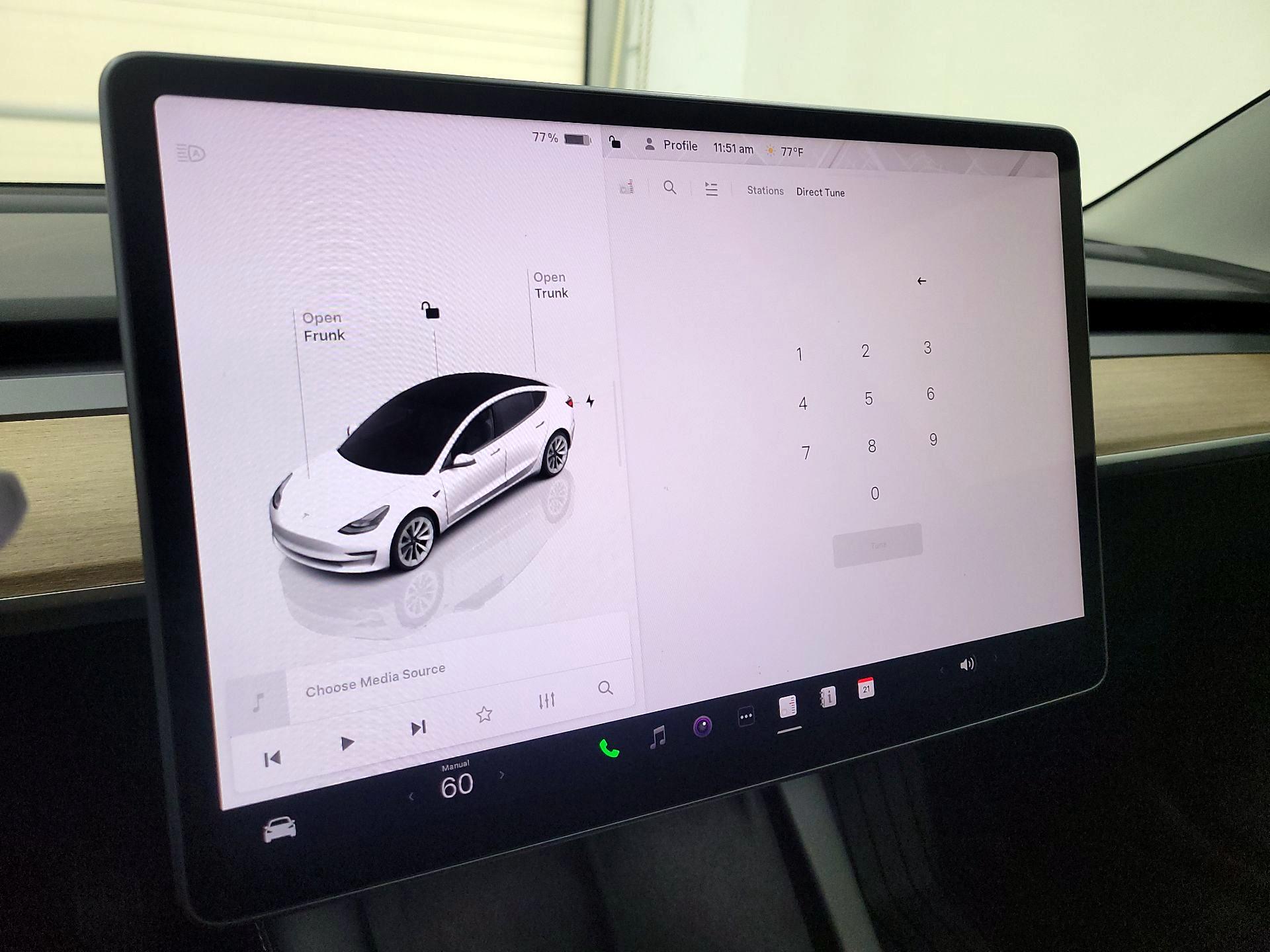 Thumbnail: 2022 Tesla Model 3 - 15
