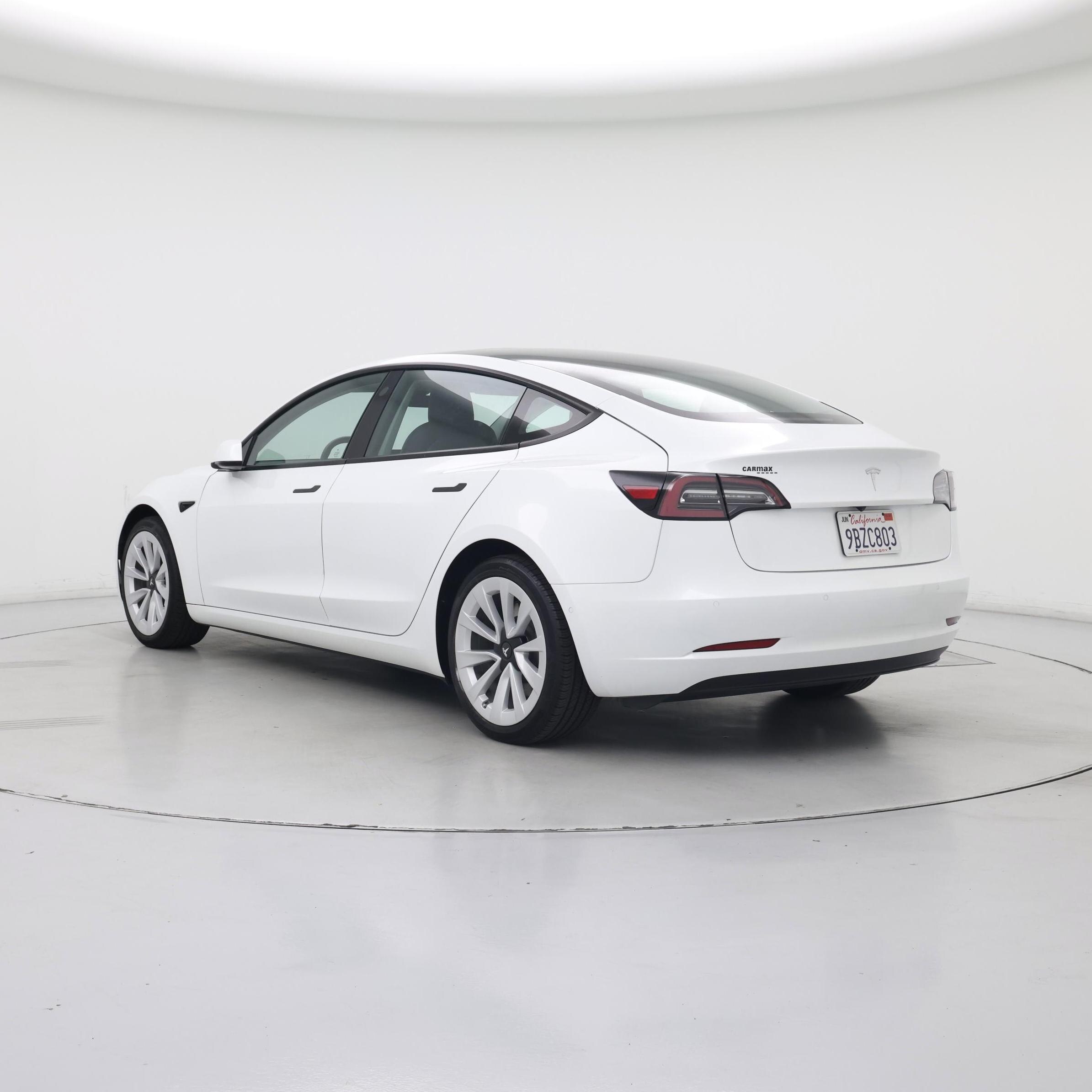Thumbnail: 2022 Tesla Model 3 - 2