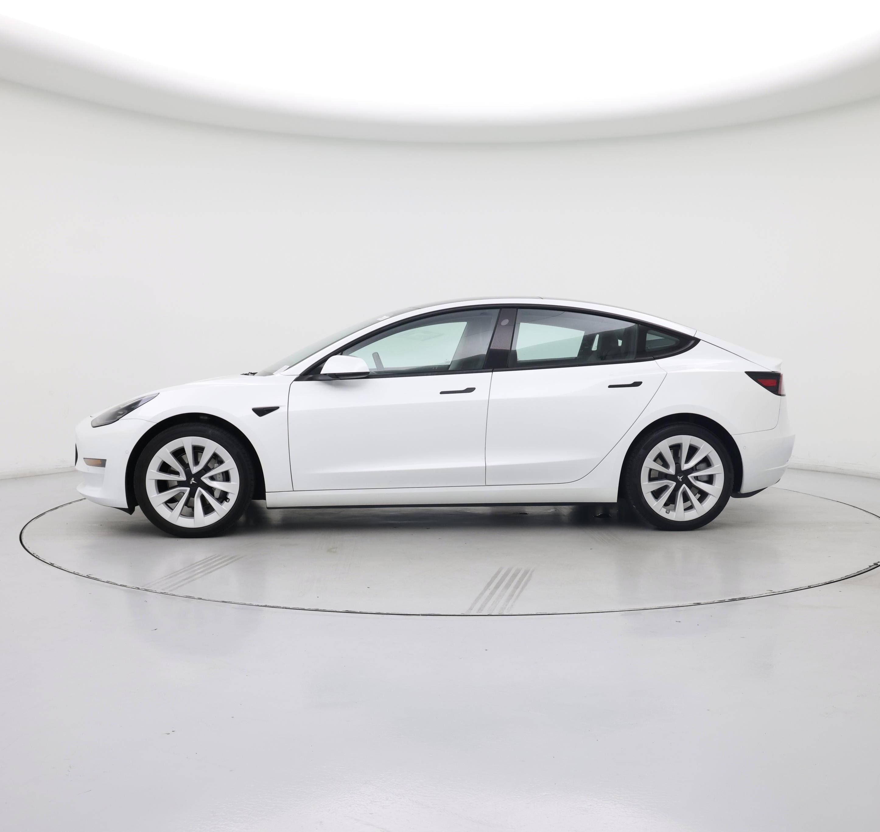 Thumbnail: 2022 Tesla Model 3 - 3