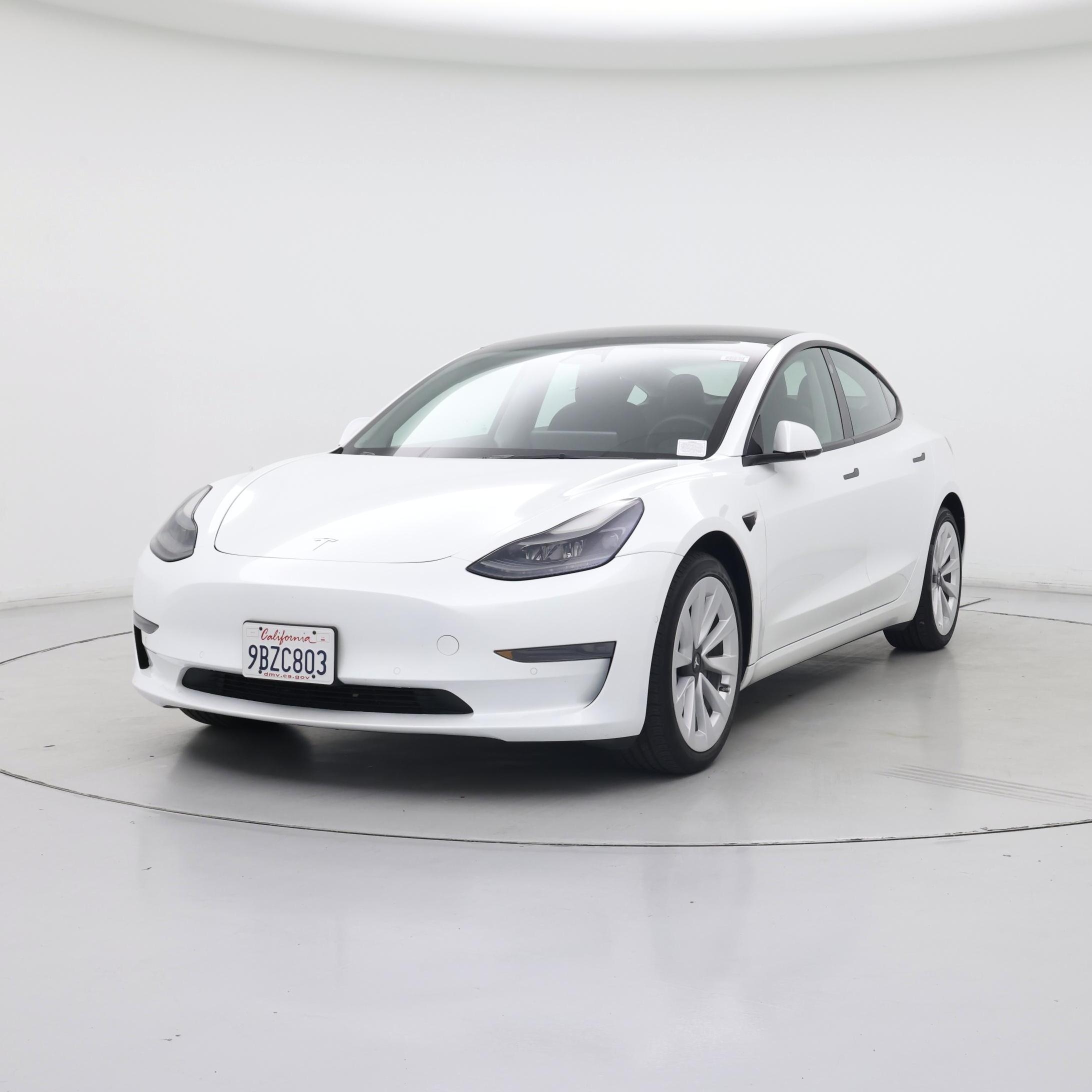 Thumbnail: 2022 Tesla Model 3 - 4