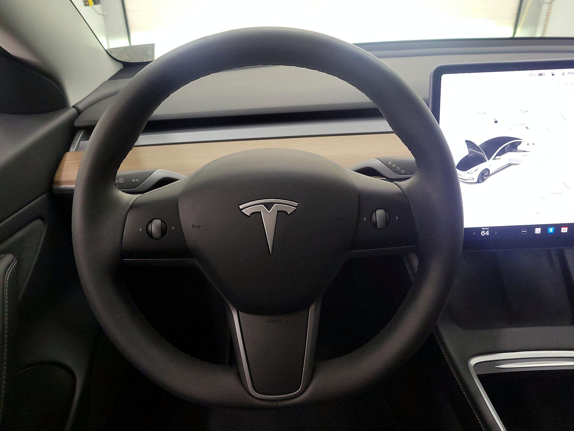 Thumbnail: 2021 Tesla Model 3 - 10