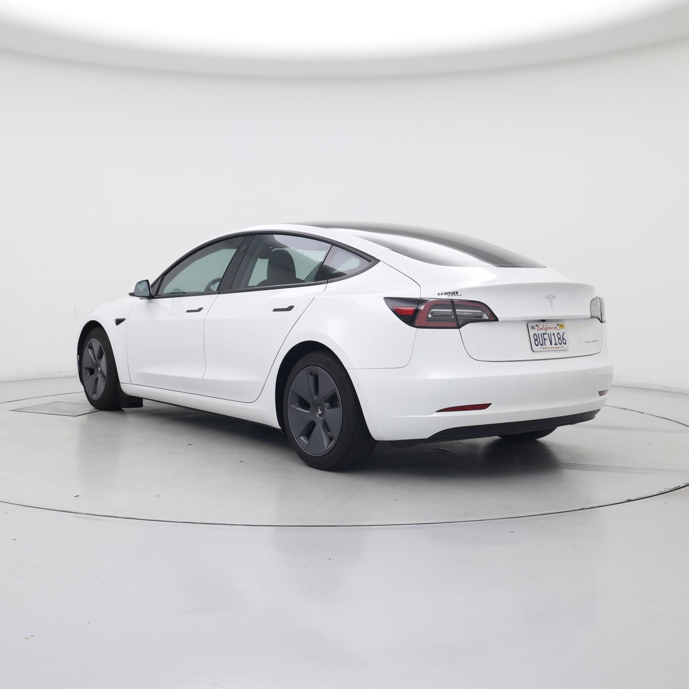 Thumbnail: 2021 Tesla Model 3 - 2