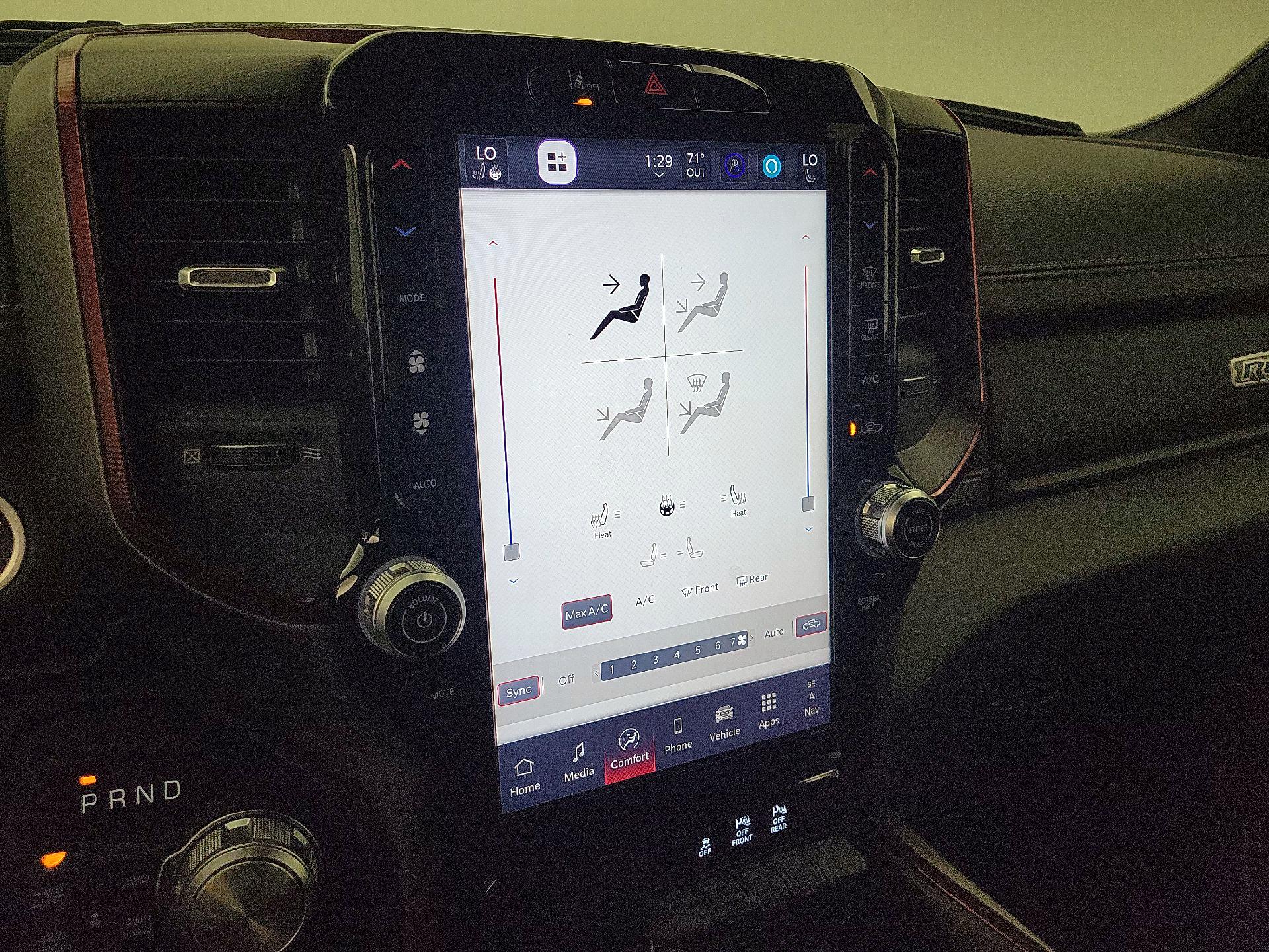 Thumbnail: 2025 RAM 1500 - 17