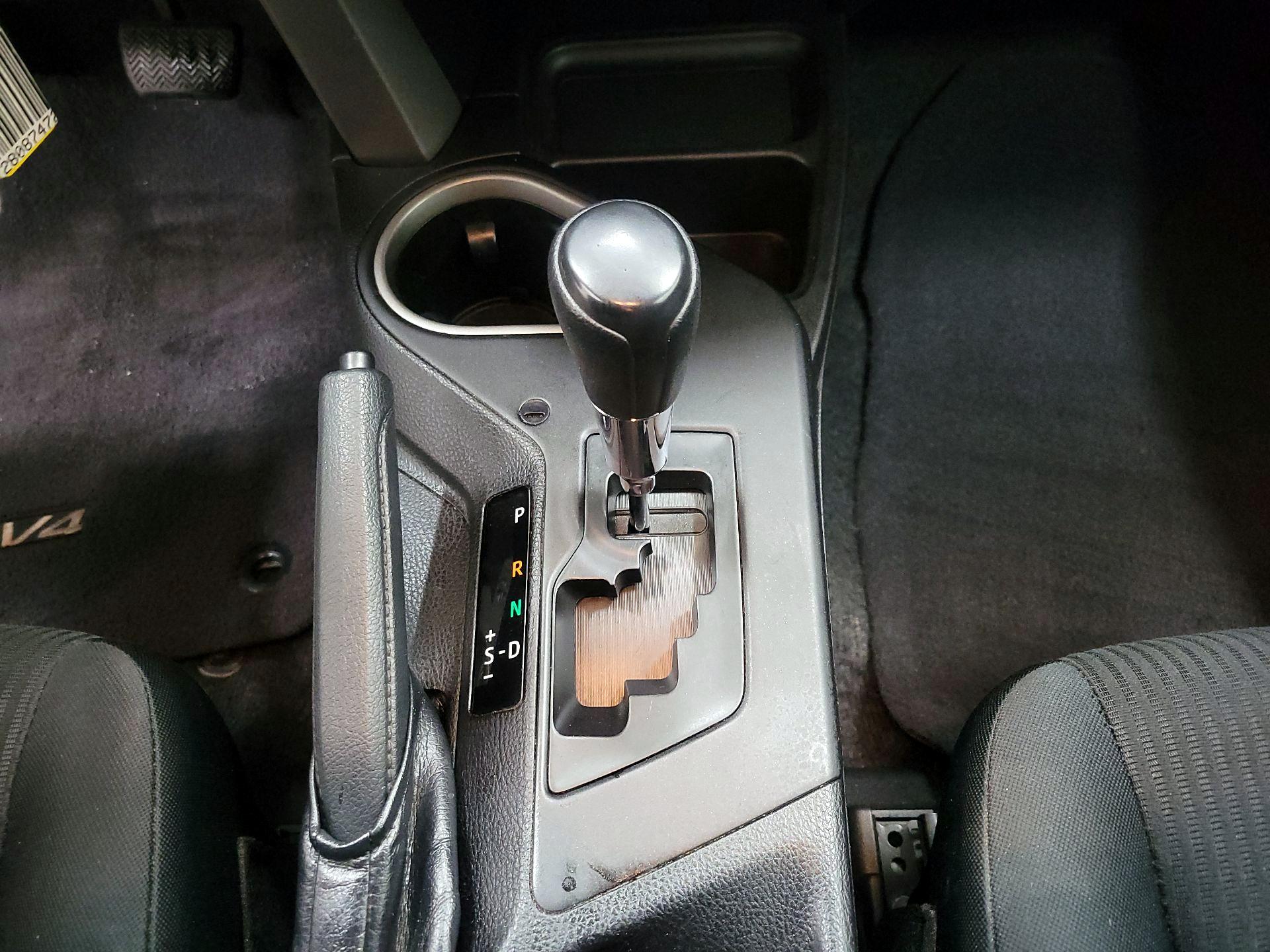 Thumbnail: 2016 Toyota RAV4 - 17