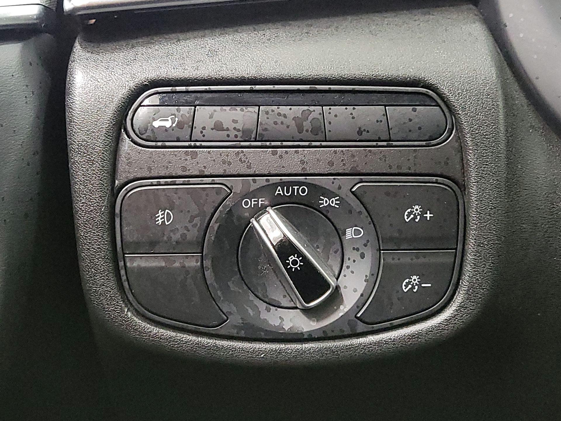 Thumbnail: 2019 INFINITI QX50 - 13