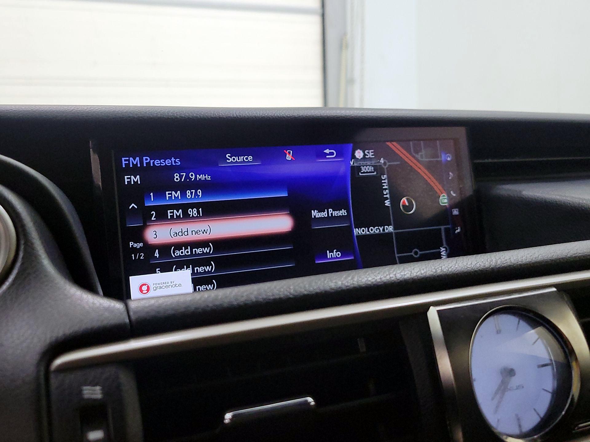 Thumbnail: 2018 Lexus IS - 16